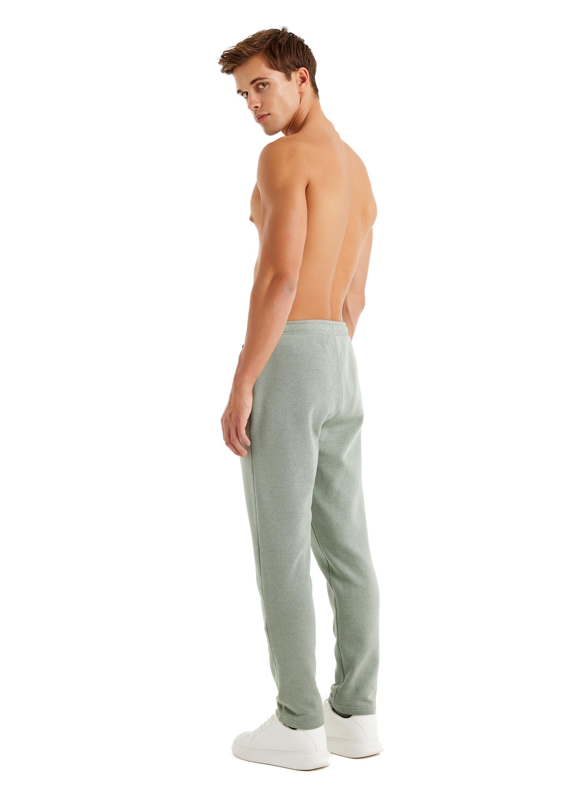 325037Erkek Uzun Kol Yeşil Pijama Takım C2T2N6O04-24Erkek Uzun Kol Yeşil Pijama Takım C2T2N6O04-24BlackspadePijama TakımıPijama TakımıBlackspadeErkek Uzun Kol Yeşil Pijama Takım C2T2N6O04-24