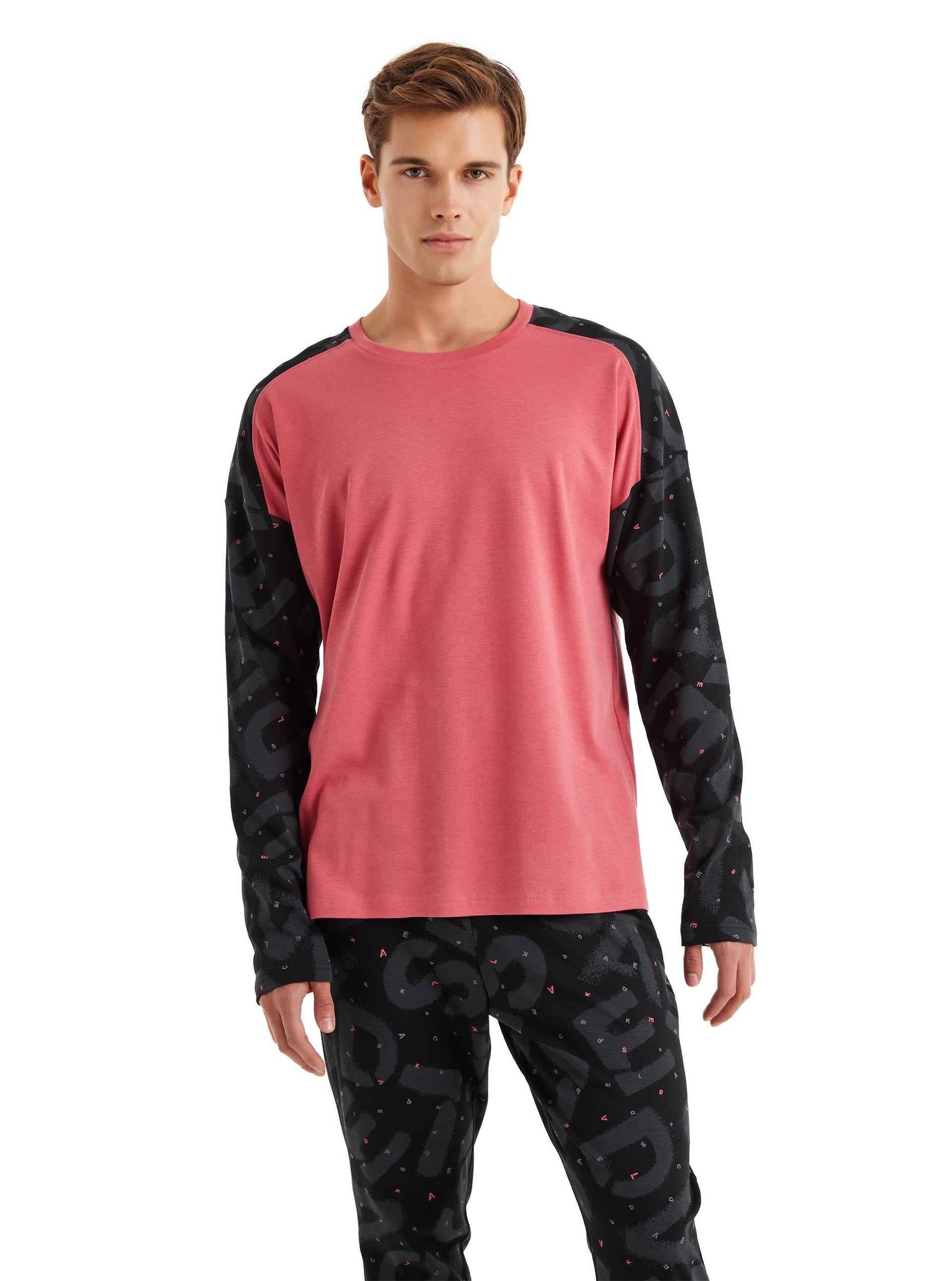 325030Erkek Uzun Kol Kırmızı Pijama Takım C9T9N5O04Erkek Uzun Kol Kırmızı Pijama Takım C9T9N5O04BlackspadePijama TakımıPijama TakımıBlackspadeErkek Uzun Kol Kırmızı Pijama Takım C9T9N5O04