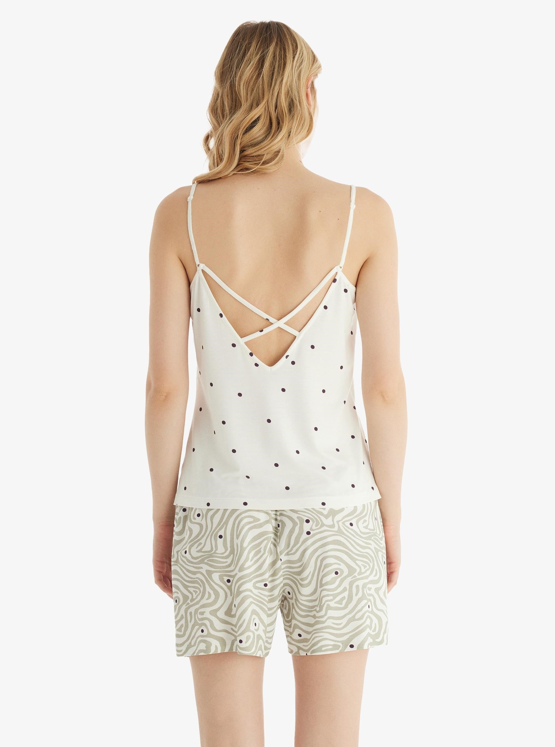 326699Kadın Ring Viskoz İnce Askılı Şortlu Krem Pijama Takımı C8T5N8O15Kadın Ring Viskoz İnce Askılı Şortlu Krem Pijama Takımı C8T5N8O15BlackspadeŞortlu TakımŞortlu TakımBlackspadeKadın Ring Viskoz İnce Askılı Şortlu Krem Pijama Takımı C8T5N8O15