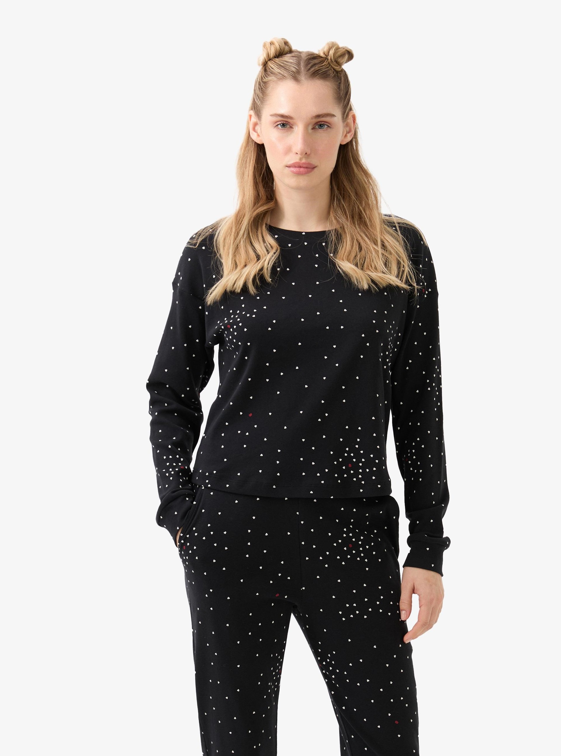 328859Kadın Siyah Kalp Desenli Pijama Takımı – Yuvarlak Yaka & Paça Lastikli C5T4N915Uzun Kol PijamaBlackspadeKadın Siyah Kalp Desenli Pijama Takımı – Yuvarlak Yaka & Paça Lastikli C5T4N915
