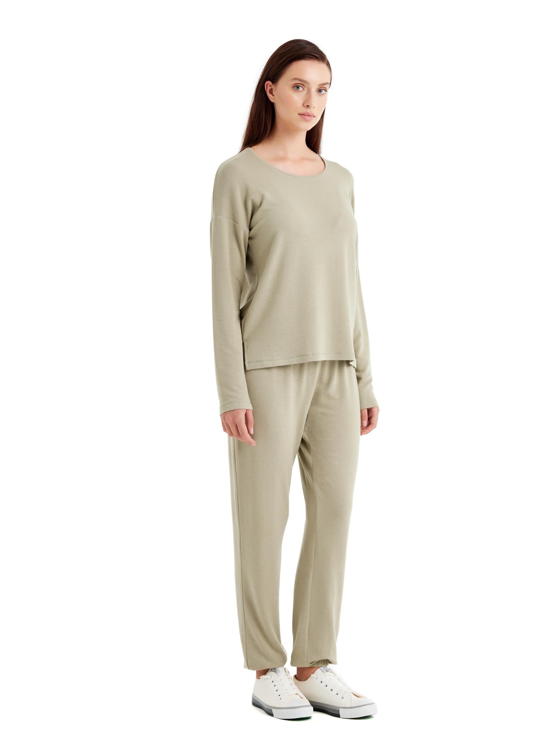 325005Kadın Uzun Kol Yeşil Modal-Yün Pijama Takım C0T6N4O06-61Kadın Uzun Kol Yeşil Modal-Yün Pijama Takım C0T6N4O06-61BlackspadeUzun Kol PijamaUzun Kol PijamaBlackspadeKadın Uzun Kol Yeşil Modal-Yün Pijama Takım C0T6N4O06-61