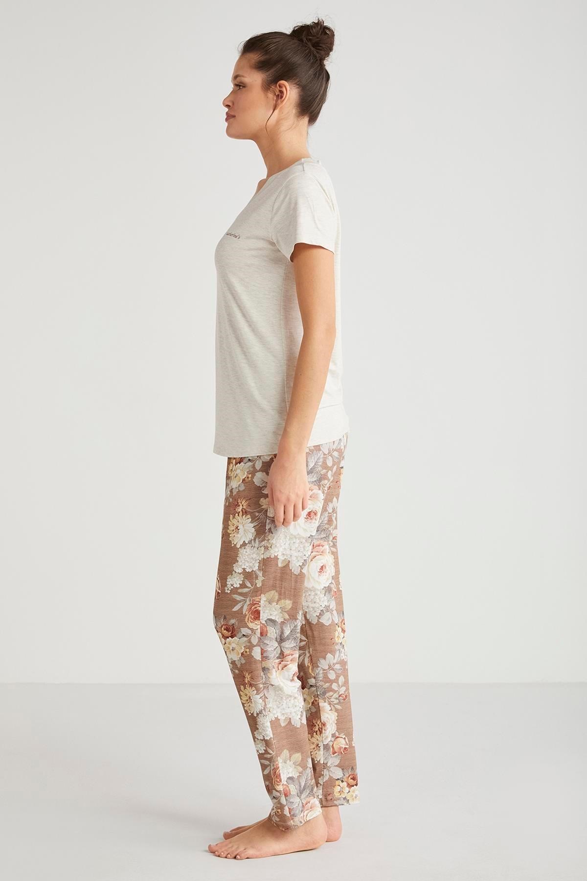325612Kadın 3 Lü Kahve Pijama Takım C9T1N6O2cotonhause.com.tr Online Alışveriş - Sezon İndirimlerini Keşfet Kadın 3 Lü Kahve Pijama Takım C9T1N6O23'lü Setlercatherine'sKadın 3 Lü Kahve Pijama Takım C9T1N6O2