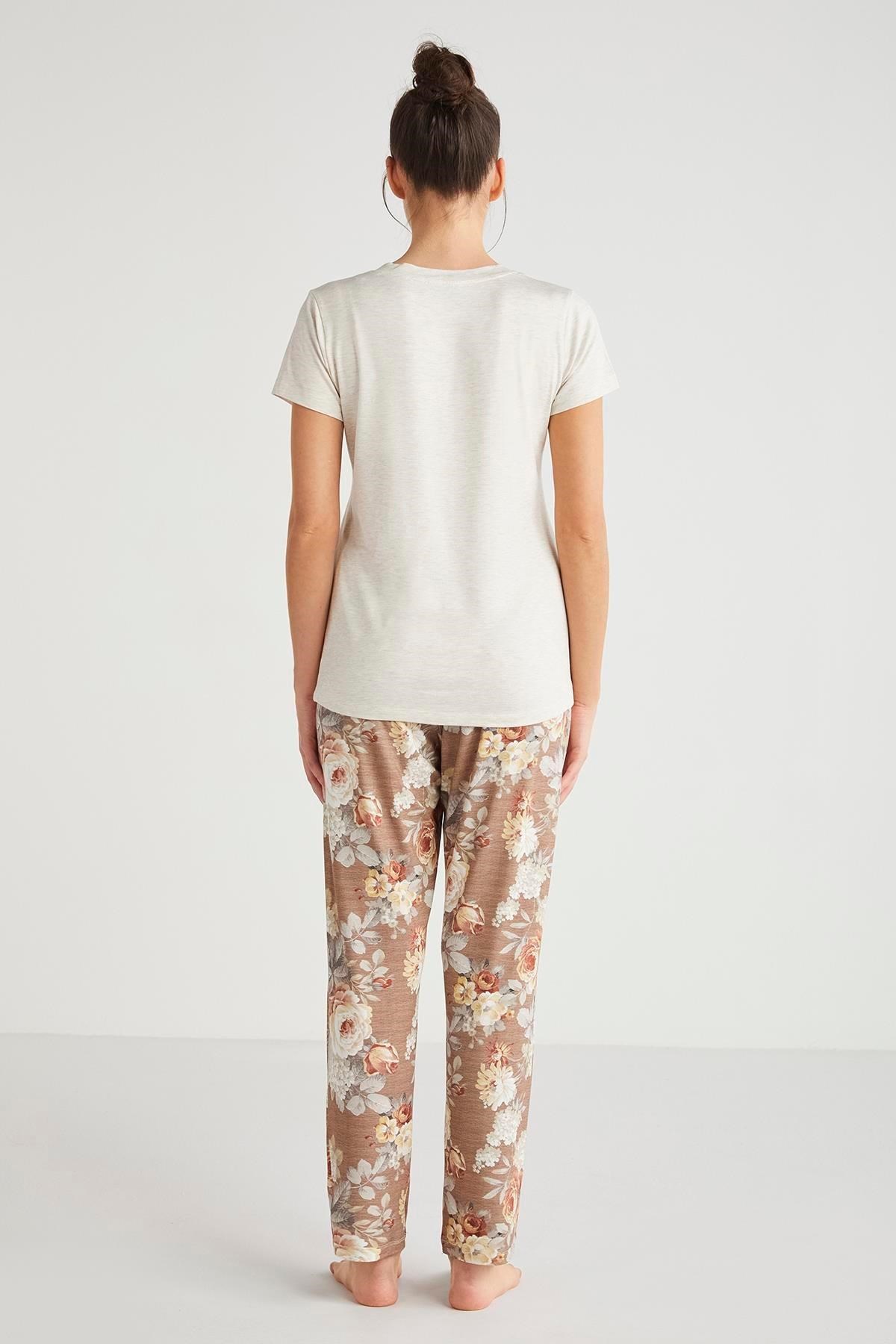 325612Kadın 3 Lü Kahve Pijama Takım C9T1N6O2cotonhause.com.tr Online Alışveriş - Sezon İndirimlerini Keşfet Kadın 3 Lü Kahve Pijama Takım C9T1N6O23'lü Setlercatherine'sKadın 3 Lü Kahve Pijama Takım C9T1N6O2