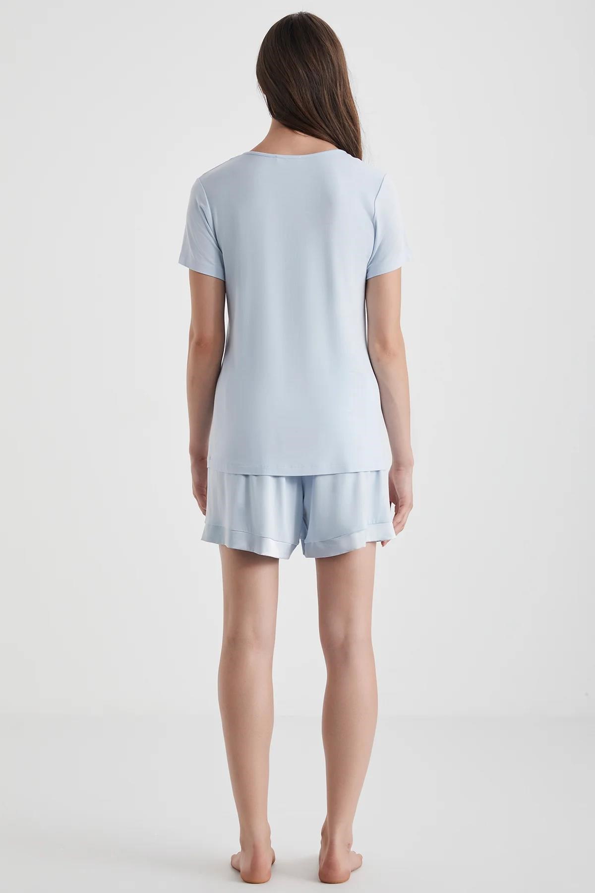 328275Kadın Mavi Viskon V Yaka Ev Giyim Takımı / Pijama Şort Seti C4T3N72cotonhause.com.tr Online Alışveriş - Sezon İndirimlerini Keşfet Kadın Mavi Viskon V Yaka Ev Giyim Takımı / Pijama Şort Seti C4T3N72Şortlu Takımcatherine'sKadın Mavi Viskon V Yaka Ev Giyim Takımı / Pijama Şort Seti C4T3N72