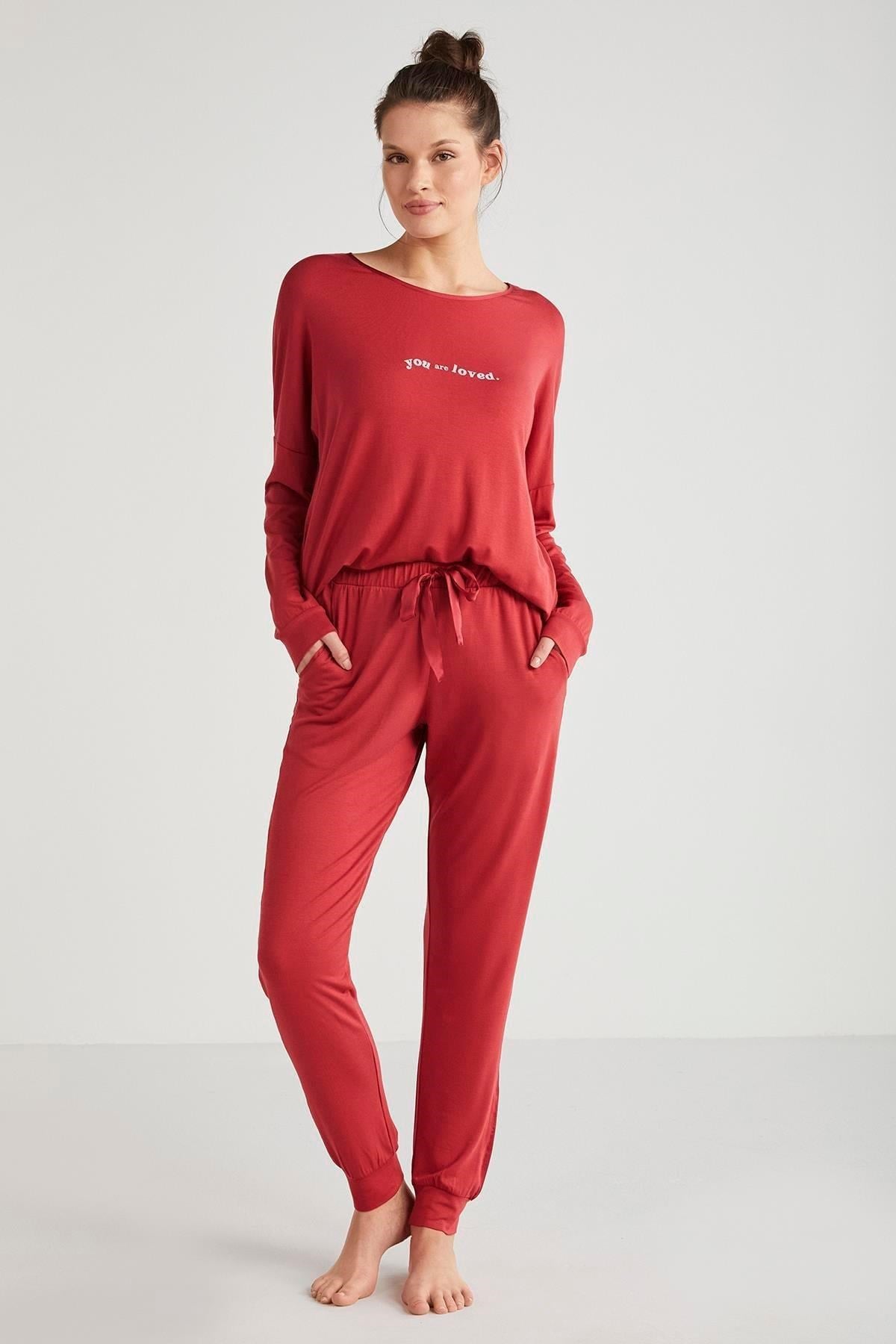 325607Kadın Uzun Kol Kırmızı Pijama Takım C9T0N6O2cotonhause.com.tr Online Alışveriş - Sezon İndirimlerini Keşfet Kadın Uzun Kol Kırmızı Pijama Takım C9T0N6O2Uzun Kol Pijamacatherine'sKadın Uzun Kol Kırmızı Pijama Takım C9T0N6O2