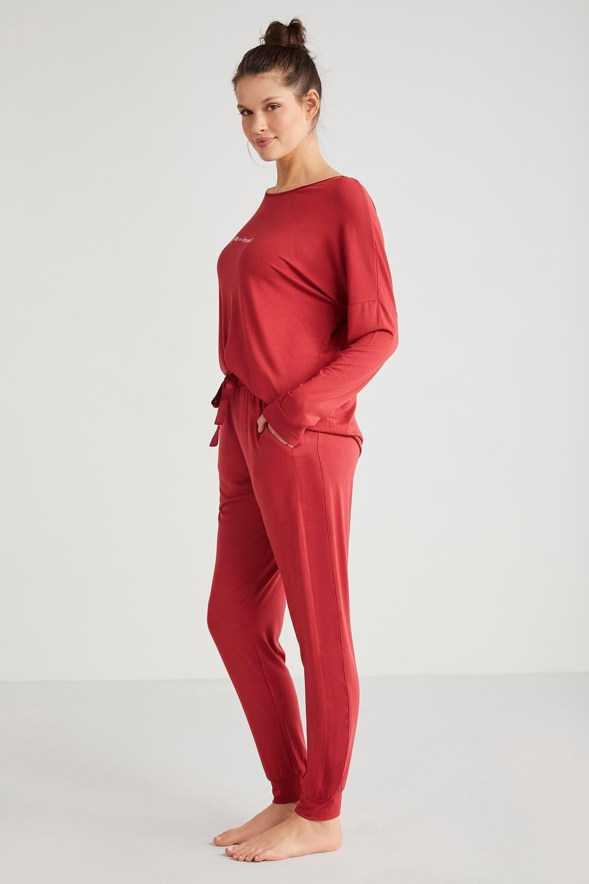 325607Kadın Uzun Kol Kırmızı Pijama Takım C9T0N6O2cotonhause.com.tr Online Alışveriş - Sezon İndirimlerini Keşfet Kadın Uzun Kol Kırmızı Pijama Takım C9T0N6O2Uzun Kol Pijamacatherine'sKadın Uzun Kol Kırmızı Pijama Takım C9T0N6O2