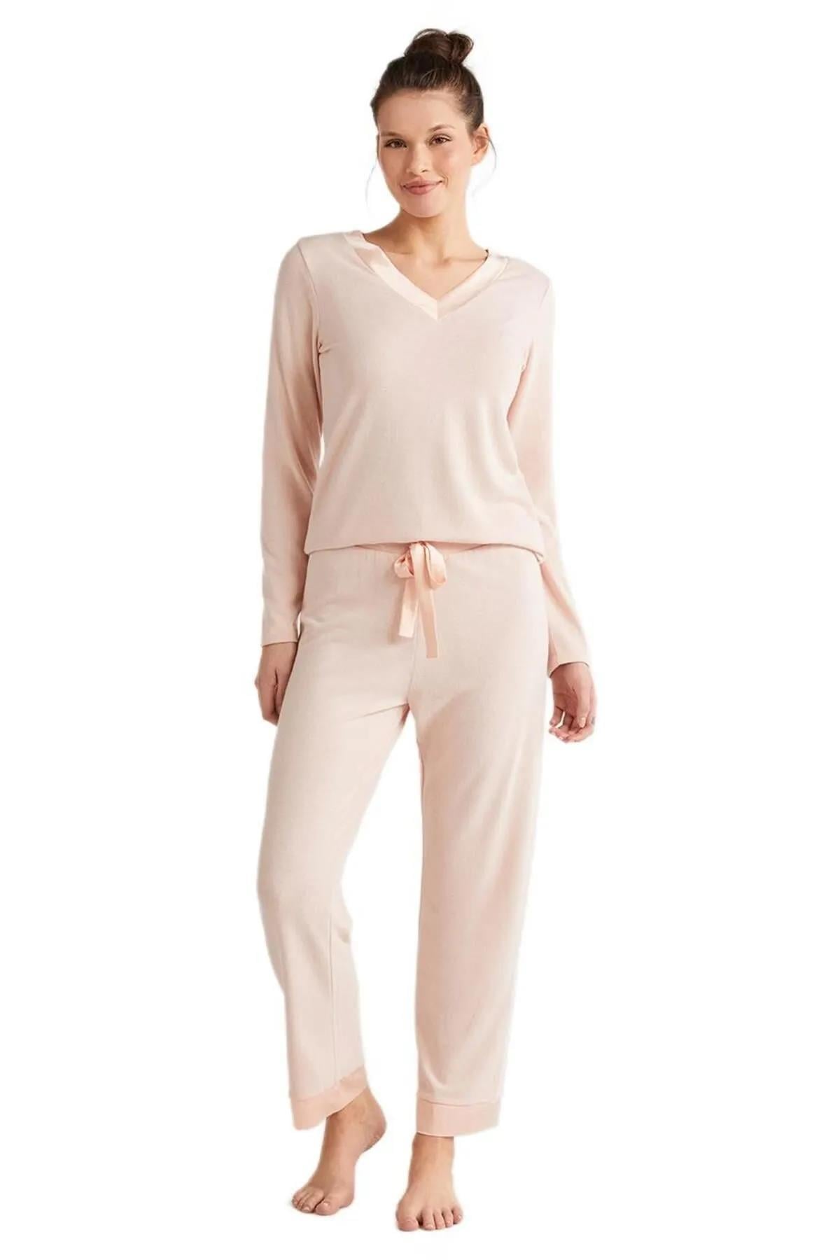325600Kadın Uzun Kol V Yaka Pembe Pijama Takım C3T3N4O2cotonhause.com.tr Online Alışveriş - Sezon İndirimlerini Keşfet Kadın Uzun Kol V Yaka Pembe Pijama Takım C3T3N4O2Uzun Kol Pijamacatherine'sKadın Uzun Kol V Yaka Pembe Pijama Takım C3T3N4O2