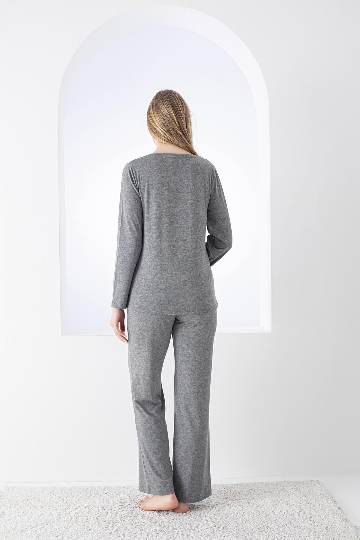 326480Kadın Uzun Kol V Yaka Viskon Antrasit Pijama Takımı C0T3N5O-048cotonhause.com.tr Online Alışveriş - Sezon İndirimlerini Keşfet Kadın Uzun Kol V Yaka Viskon Antrasit Pijama Takımı C0T3N5O-048Uzun Kol PijamaConfeoKadın Uzun Kol V Yaka Viskon Antrasit Pijama Takımı C0T3N5O-048