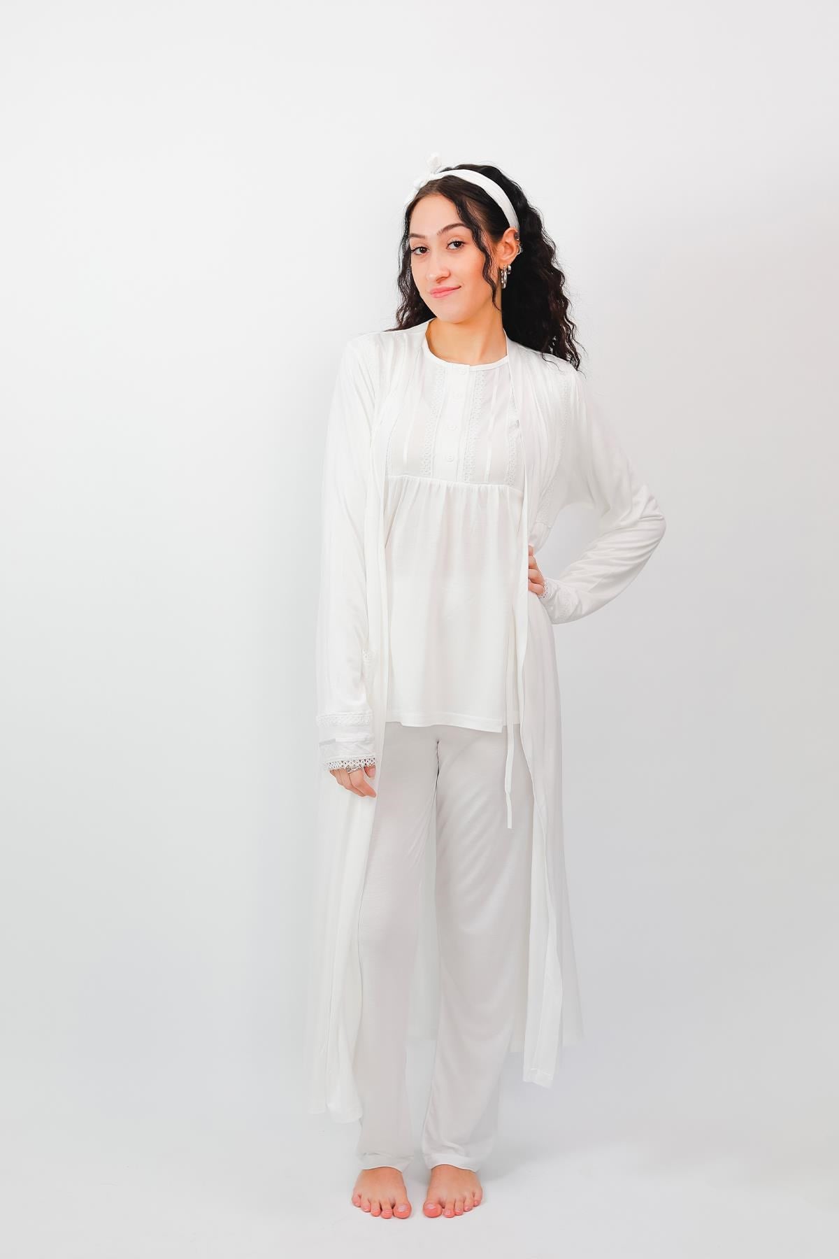 323868Nena Collection %100 Pamuk Lohusa Sabahlık ve Pijama Takımı 24556cotonhause.com.tr Online Alışveriş - Sezon İndirimlerini Keşfet Nena Collection %100 Pamuk Lohusa Sabahlık ve Pijama Takımı 245563'lü Takım ModellericotonhauseNena Collection %100 Pamuk Lohusa Sabahlık ve Pijama Takımı 24556