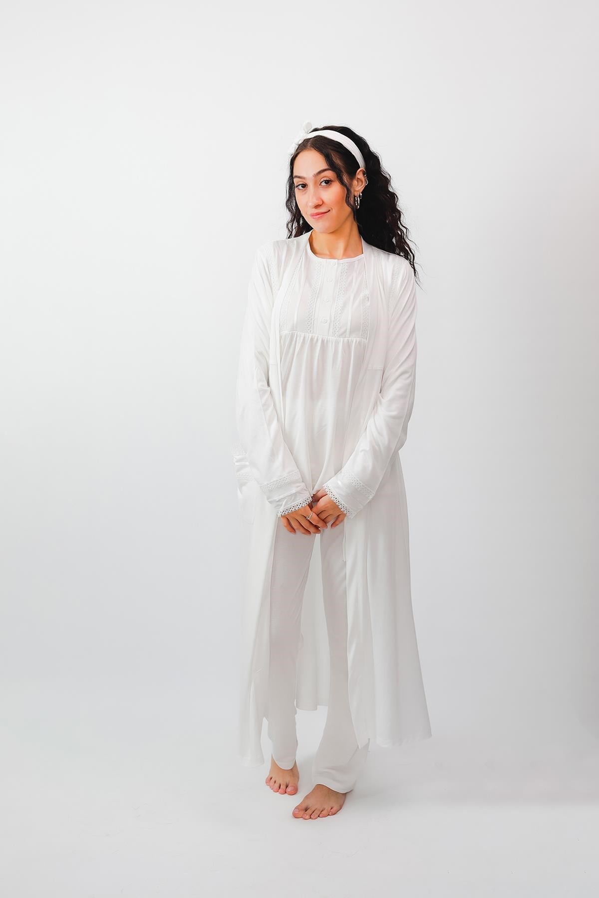 323868Nena Collection %100 Pamuk Lohusa Sabahlık ve Pijama Takımı 24556cotonhause.com.tr Online Alışveriş - Sezon İndirimlerini Keşfet Nena Collection %100 Pamuk Lohusa Sabahlık ve Pijama Takımı 245563'lü Takım ModellericotonhauseNena Collection %100 Pamuk Lohusa Sabahlık ve Pijama Takımı 24556
