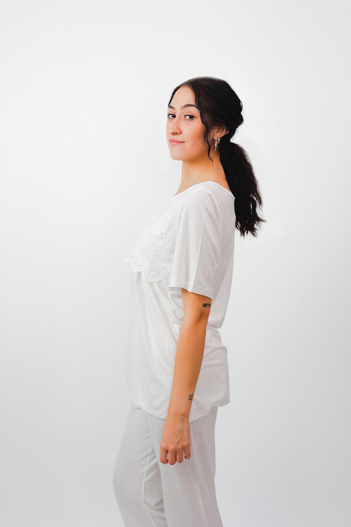 323865Lohusa Sabahlık Pijama Takımı - Fistolu Doğal Kumaş Yumuşacık %100 Pamuk 24570cotonhause.com.tr Online Alışveriş - Sezon İndirimlerini Keşfet Lohusa Sabahlık Pijama Takımı - Fistolu Doğal Kumaş Yumuşacık %100 Pamuk 245703'lü Takım ModellericotonhauseLohusa Sabahlık Pijama Takımı - Fistolu Doğal Kumaş Yumuşacık %100 Pamuk 24570
