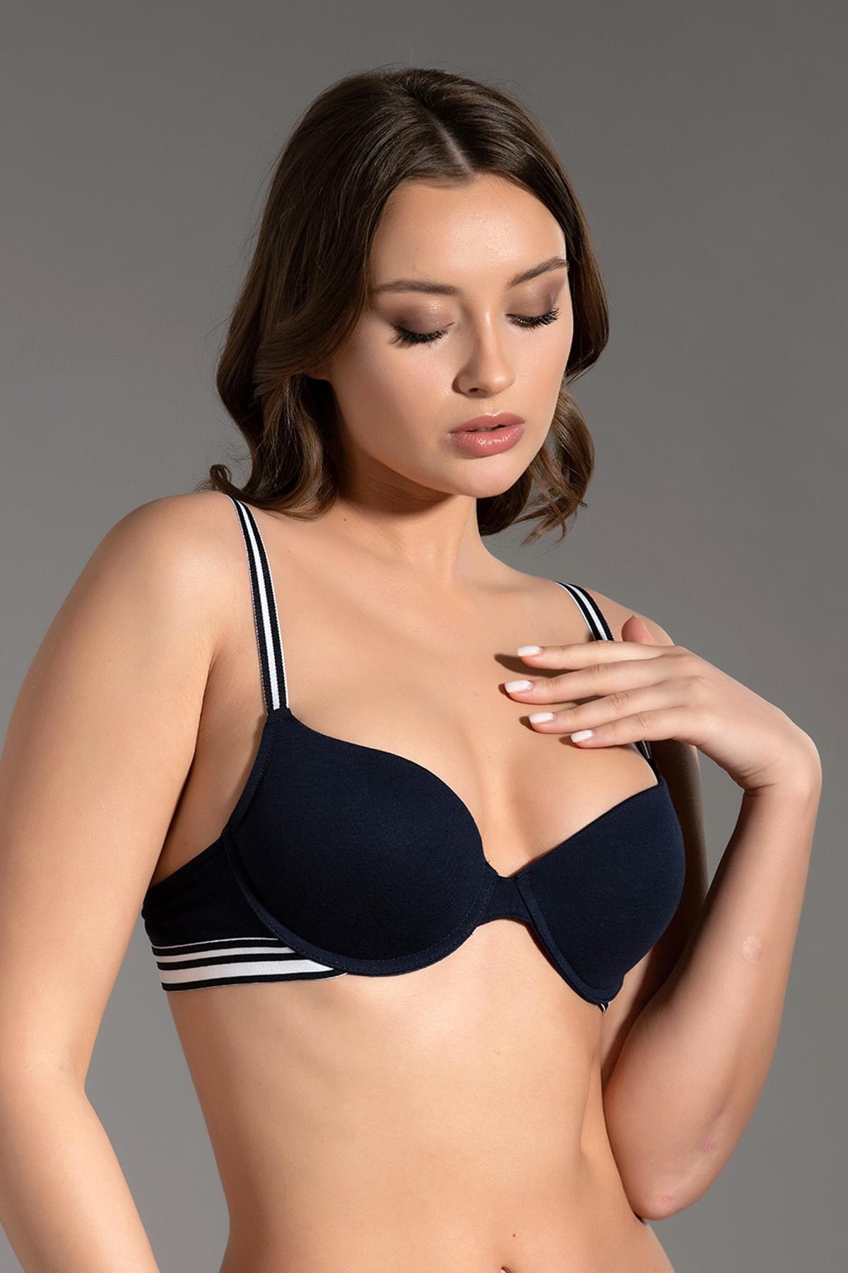 330027Kadın Push-Up Siyah Sütyen - Şık Tasarım C6T1N1533Destekli / Push upcotonhauseKadın Push-Up Siyah Sütyen - Şık Tasarım C6T1N1533