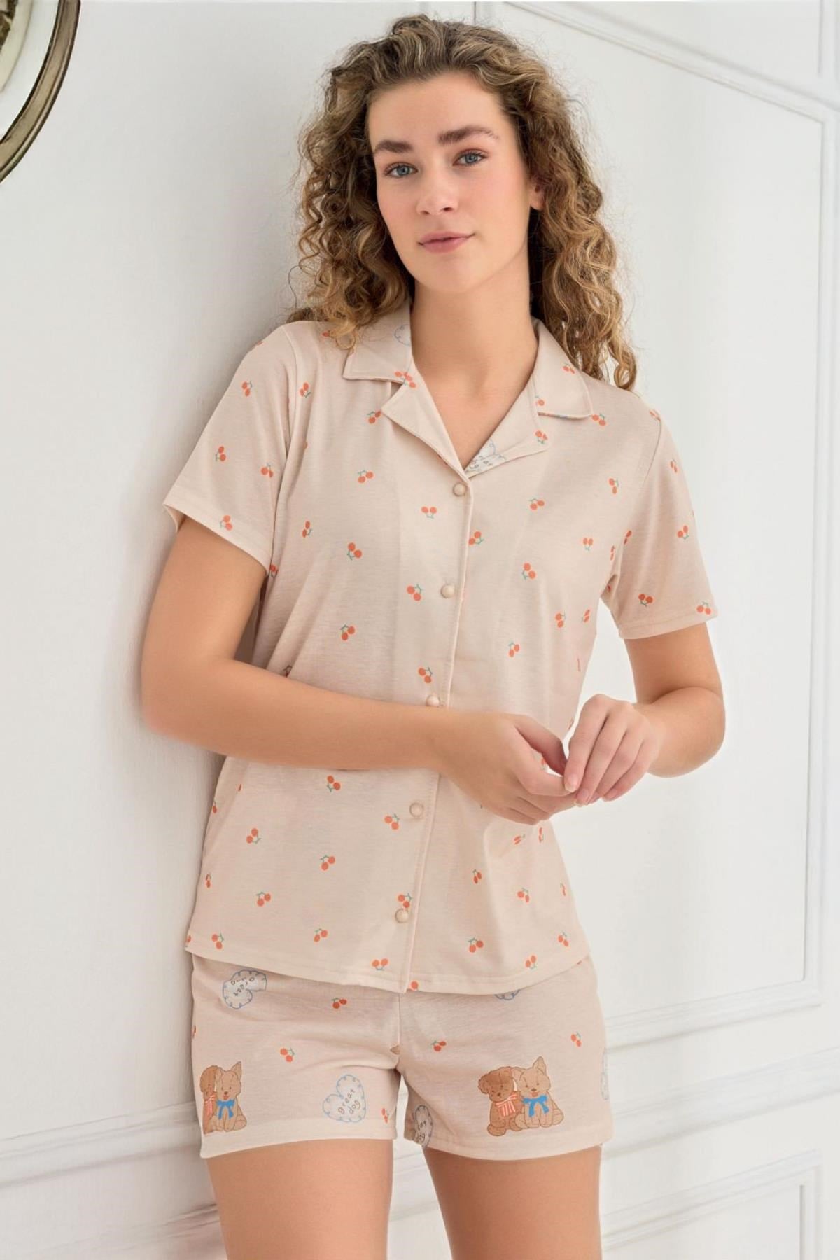 326867Kadın Kısa Kol Önden Düğmeli Ayıcık Desen Şortlu Bej Pijama Takımı 70115-858Kadın Kısa Kol Önden Düğmeli Ayıcık Desen Şortlu Bej Pijama Takımı 70115-858Şortlu TakımcotonhauseŞortlu TakımcotonhauseKadın Kısa Kol Önden Düğmeli Ayıcık Desen Şortlu Bej Pijama Takımı 70115-858