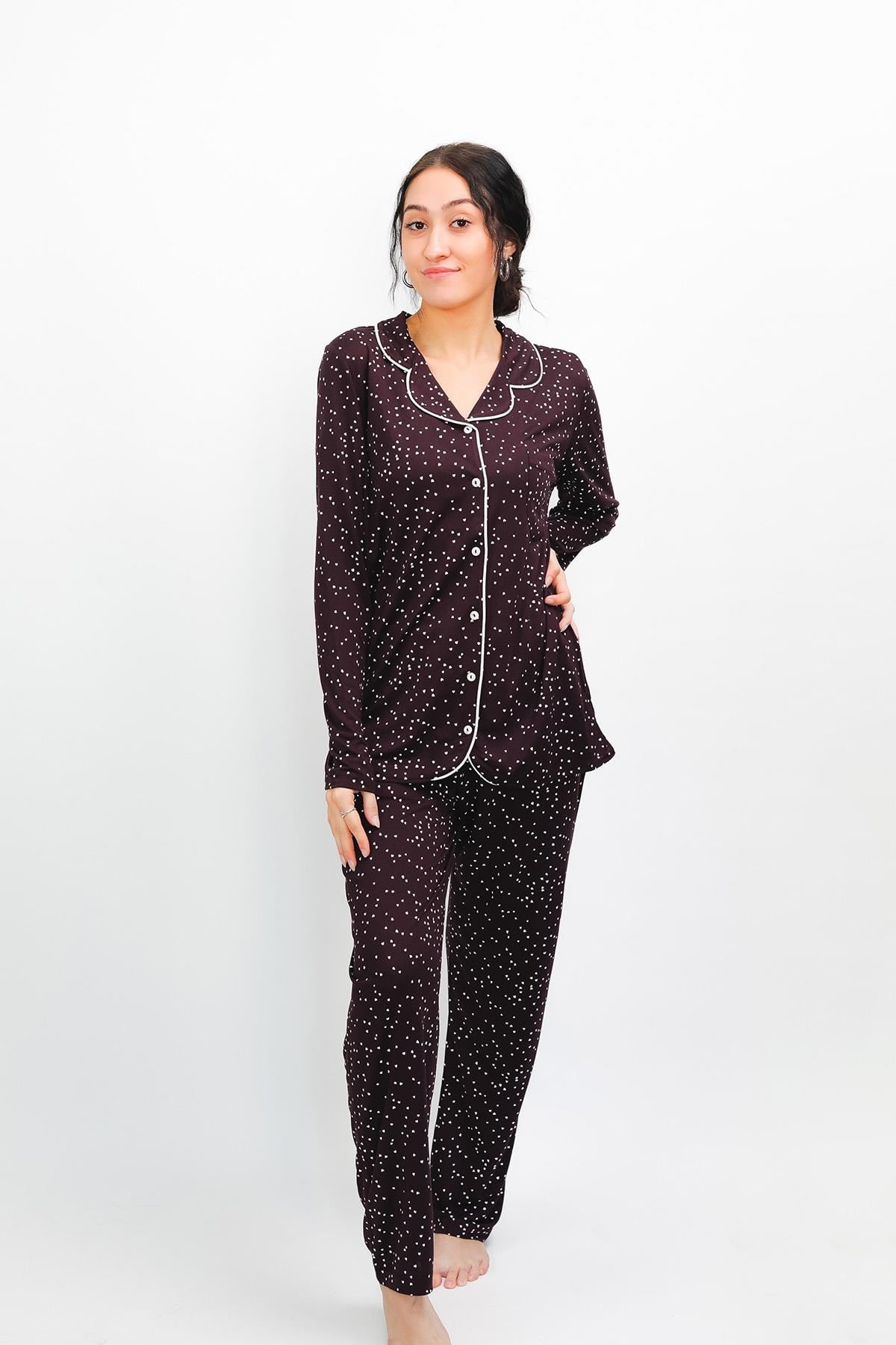 323855Kadın %100 Pamuk Yumuşak Organik Düğmeli Pijama Takımı - Mevsimlik Rahat Şık Tasarım 24658Kadın %100 Pamuk Yumuşak Organik Düğmeli Pijama Takımı - Mevsimlik Rahat Şık Tasarım 24658Uzun Kol PijamacotonhauseUzun Kol PijamacotonhauseKadın %100 Pamuk Yumuşak Organik Düğmeli Pijama Takımı - Mevsimlik Rahat Şık Tasarım 24658