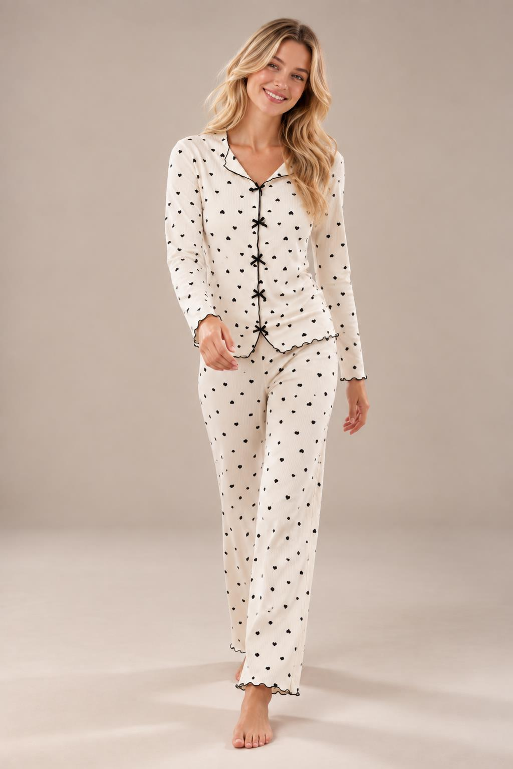 333544Kadın Uzun Kol Kaşkorse Fiyonklu Beyaz Pijama Takımı C7T4N807Uzun Kol PijamacotonhauseKadın Uzun Kol Kaşkorse Fiyonklu Beyaz Pijama Takımı C7T4N807