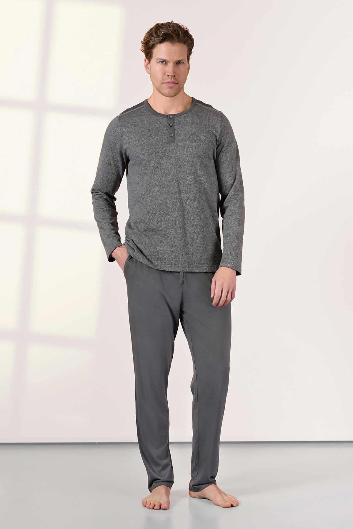 324876Erkek Uzun Kol Gri Pijama Takım C0T3N5O4Erkek Uzun Kol Gri Pijama Takım C0T3N5O4DoreansePijama TakımıPijama TakımıDoreanseErkek Uzun Kol Gri Pijama Takım C0T3N5O4