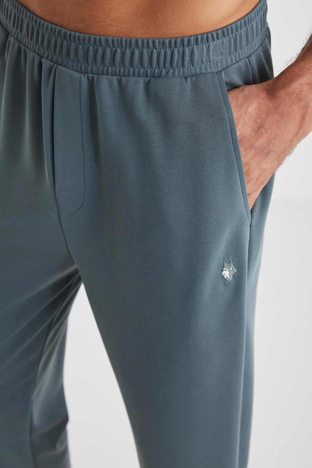 328296Erkek Yazlık Pijama Takımı – V Yaka Kısa Kollu Üst ve Düz Paça Alt, Yeşil Renk C8T0N4cotonhause.com.tr Online Alışveriş - Sezon İndirimlerini Keşfet Erkek Yazlık Pijama Takımı – V Yaka Kısa Kollu Üst ve Düz Paça Alt, Yeşil Renk C8T0N4Pijama TakımıFirst TouchErkek Yazlık Pijama Takımı – V Yaka Kısa Kollu Üst ve Düz Paça Alt, Yeşil Renk C8T0N4