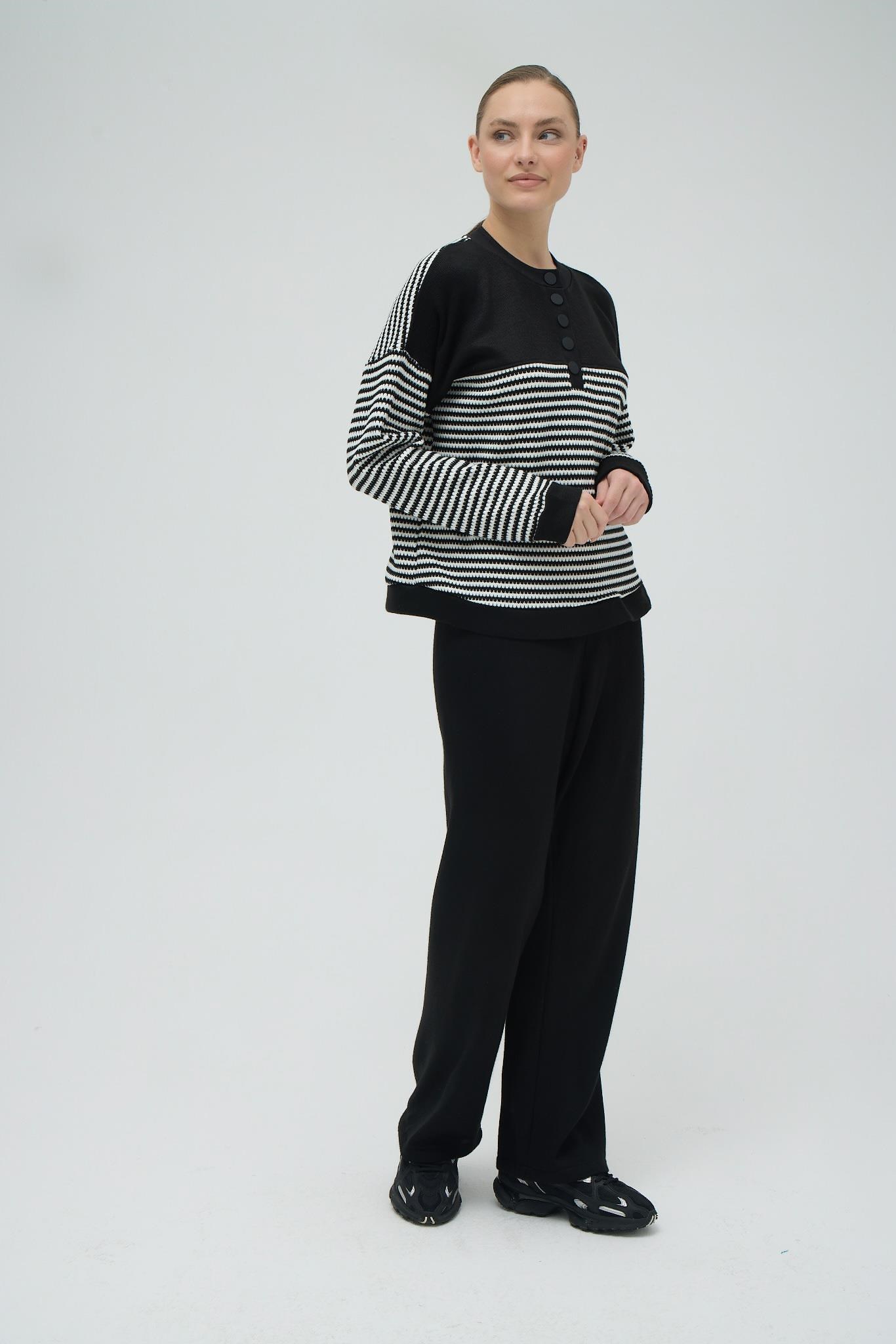 324200Kadın Uzun Kol Triko Siyah Pijama Takım C8T2N2O12cotonhause.com.tr Online Alışveriş - Sezon İndirimlerini Keşfet Kadın Uzun Kol Triko Siyah Pijama Takım C8T2N2O12Eşofman TakımGizzeyKadın Uzun Kol Triko Siyah Pijama Takım C8T2N2O12