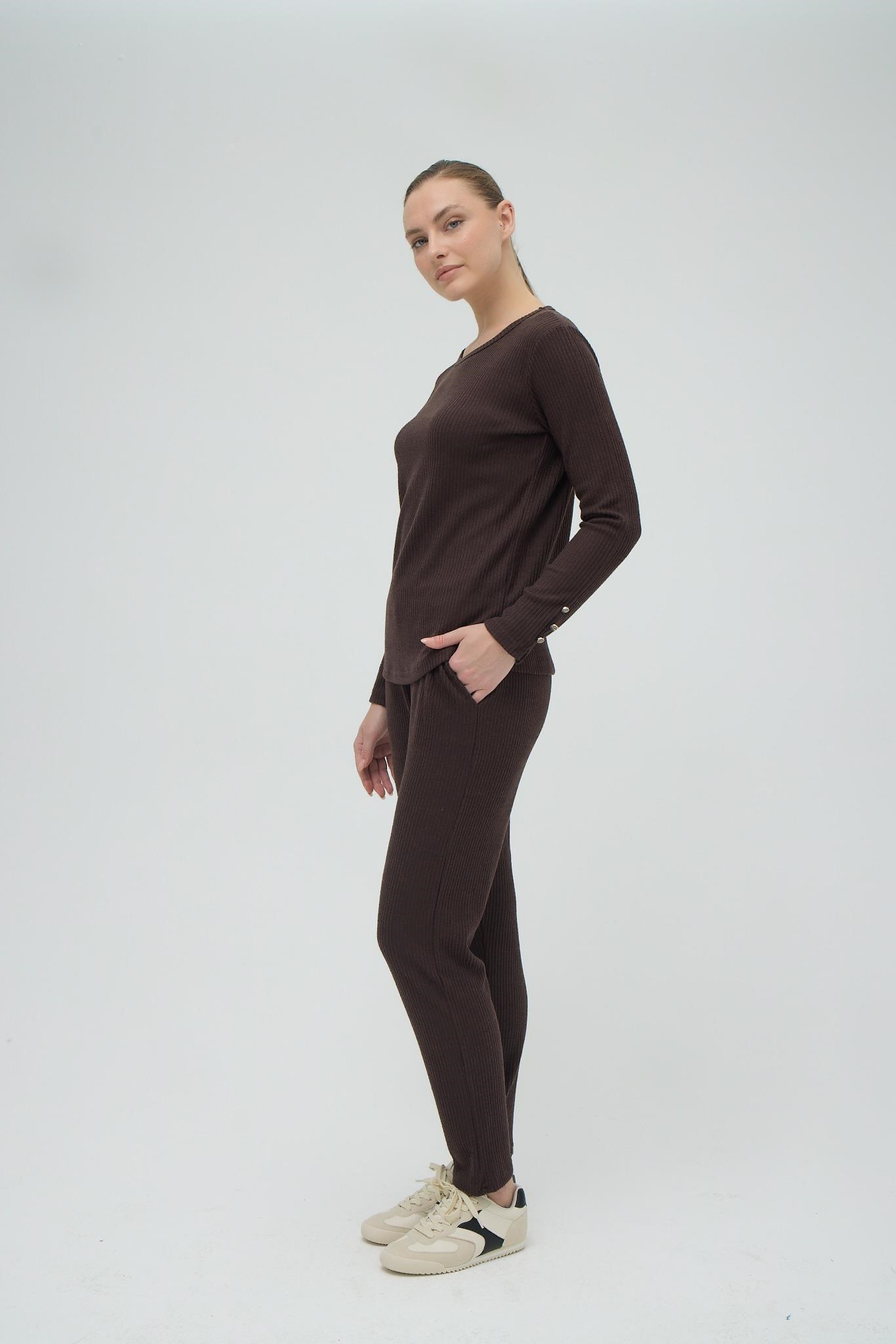 324189Kadın Uzun Kol Fitilli Kahve Pijama Takım C2T6N9O02cotonhause.com.tr Online Alışveriş - Sezon İndirimlerini Keşfet Kadın Uzun Kol Fitilli Kahve Pijama Takım C2T6N9O02Uzun Kol PijamaGizzeyKadın Uzun Kol Fitilli Kahve Pijama Takım C2T6N9O02