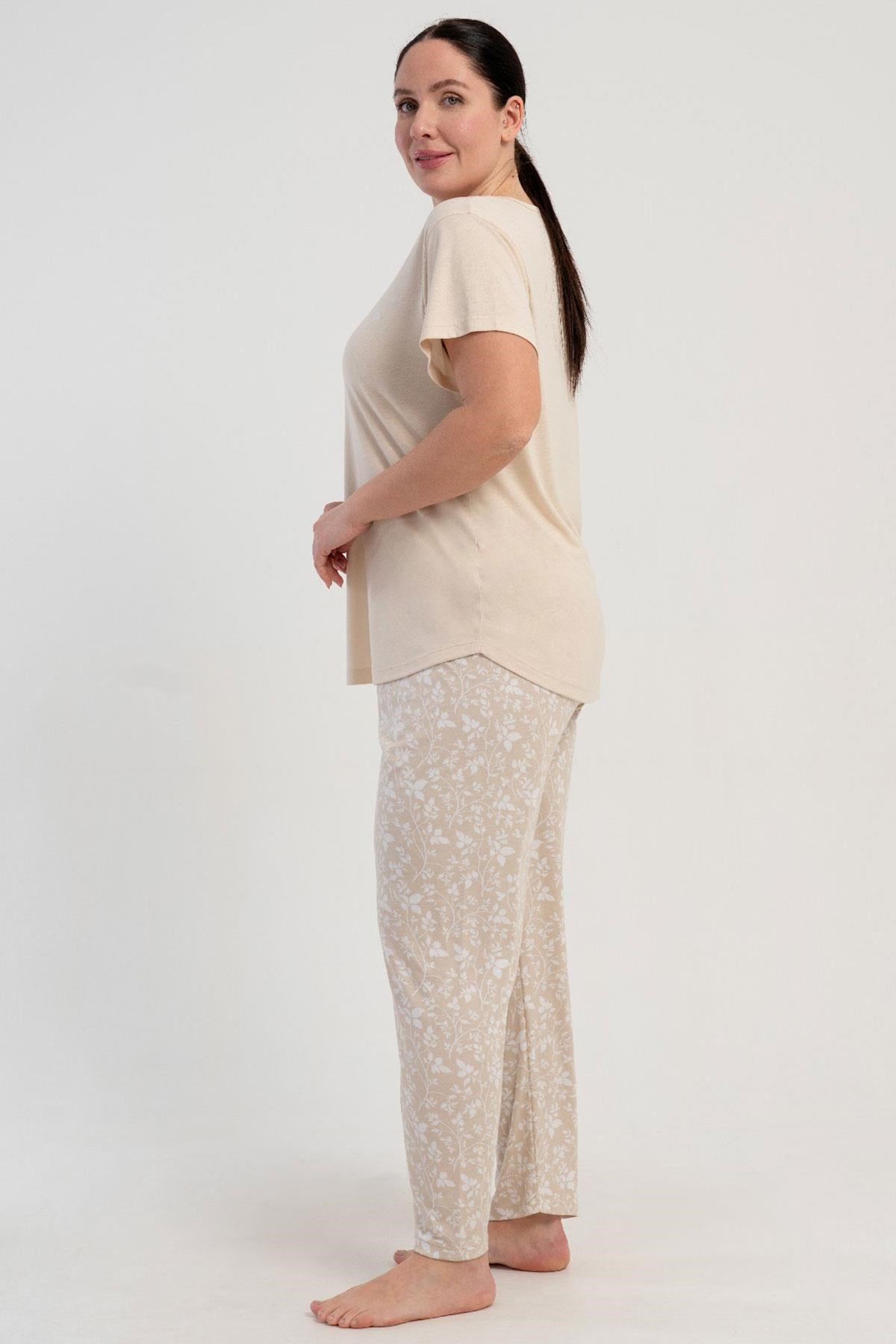 332541Kadın Büyük Beden Kısa Kollu Bej Pijama Takımı Yazlık Ev Giyimi C0T5N2215Büyük BedenkezokinoKadın Büyük Beden Kısa Kollu Bej Pijama Takımı Yazlık Ev Giyimi C0T5N2215