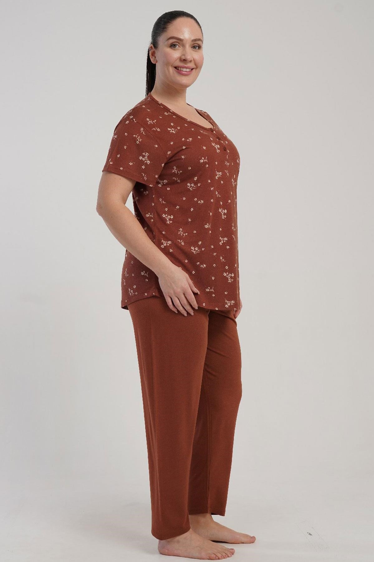 332543Kadın Büyük Beden Yarım Düğmeli Kısa Kollu Kiremit Pijama Takımı C3T7N2215Büyük BedenkezokinoKadın Büyük Beden Yarım Düğmeli Kısa Kollu Kiremit Pijama Takımı C3T7N2215