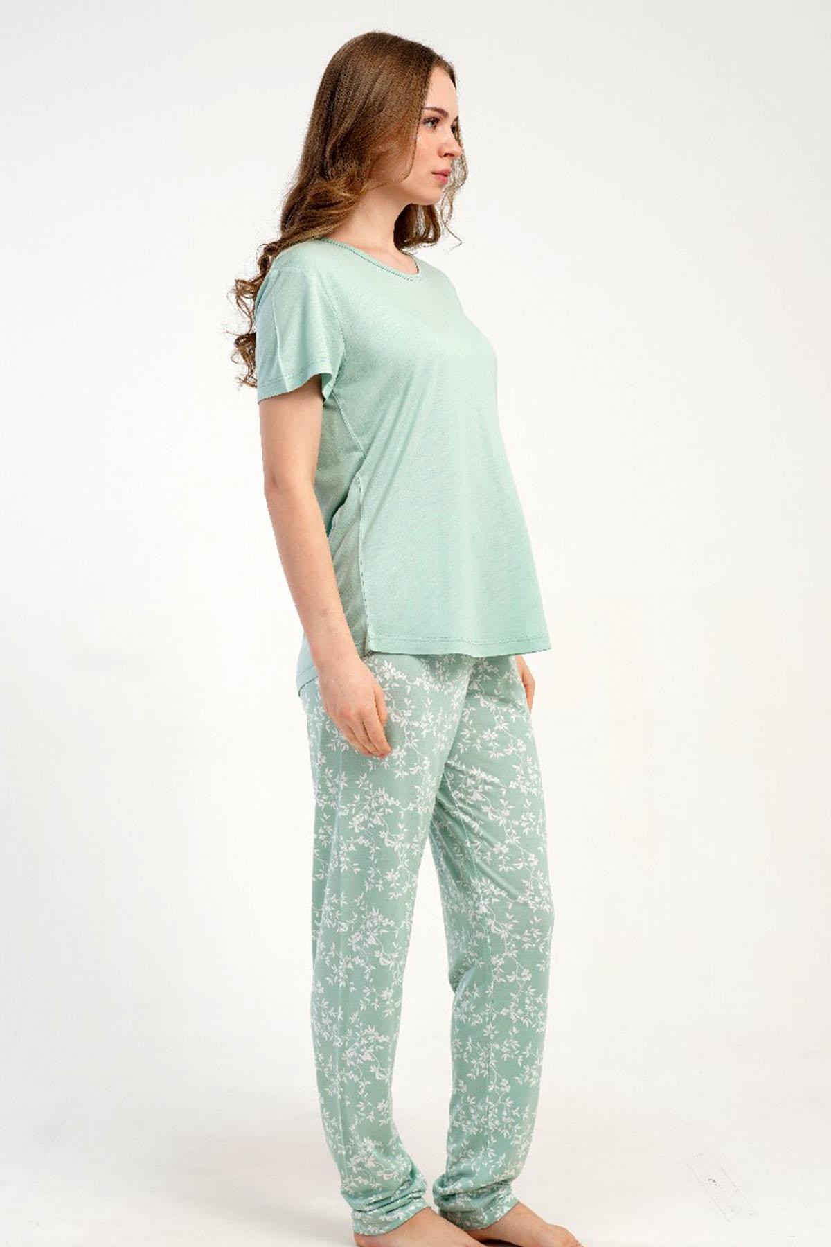332524Kadın Kısa Kollu Yeşil Pijama Takımı Rahat Kesim Yazlık Ev Giyimi C7T1N2215Kısa Kol / Askılı PijamakezokinoKadın Kısa Kollu Yeşil Pijama Takımı Rahat Kesim Yazlık Ev Giyimi C7T1N2215