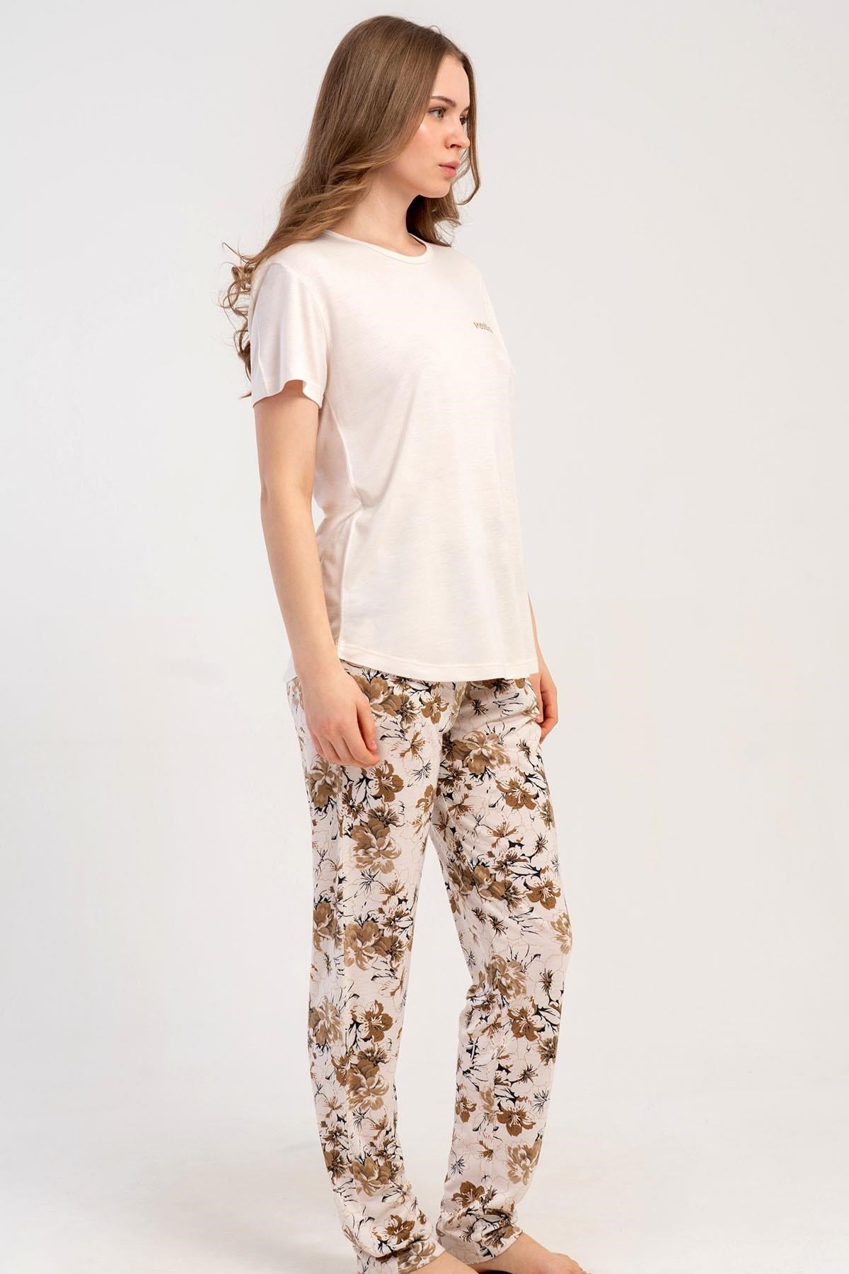 333178Kadın Kısa Kol Ekru Pijama Takımı C0T8N2215Kısa Kol / Askılı PijamakezokinoKadın Kısa Kol Ekru Pijama Takımı C0T8N2215