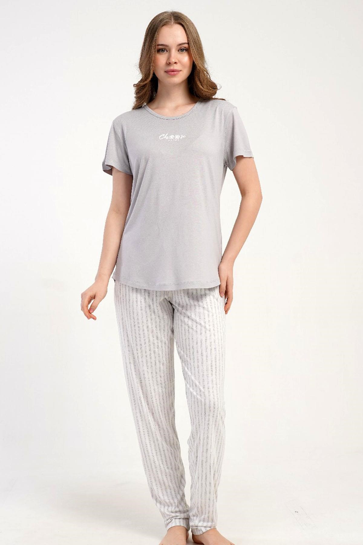 332527Kadın Kısa Kollu Gri Pijama Takımı Rahat Kesim Yazlık Ev Giyimi C1T2N2215Kısa Kol / Askılı PijamakezokinoKadın Kısa Kollu Gri Pijama Takımı Rahat Kesim Yazlık Ev Giyimi C1T2N2215