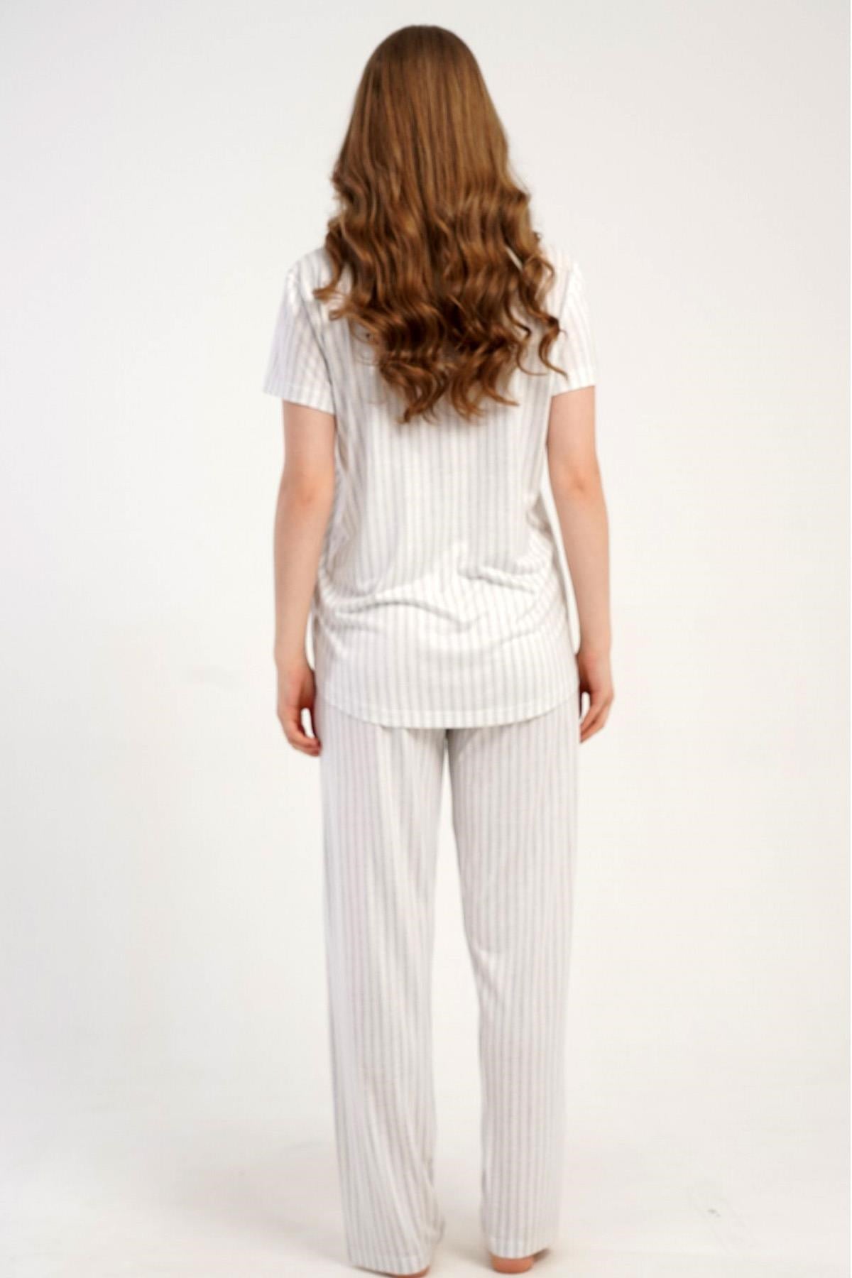 332526Kadın Önden Düğmeli Kısa Kollu Gri Pijama Takımı Rahat Kesim Yazlık Ev Giyimi C0T2N2215Kısa Kol / Askılı PijamakezokinoKadın Önden Düğmeli Kısa Kollu Gri Pijama Takımı Rahat Kesim Yazlık Ev Giyimi C0T2N2215