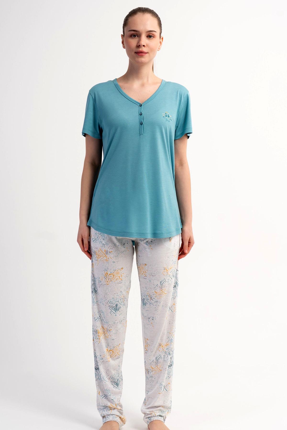 332532Kadın Yarım Düğmeli Kısa Kollu Yeşil Pijama Takımı Rahat Kesim Yazlık Ev Giyim C4T3N2215Kısa Kol / Askılı PijamakezokinoKadın Yarım Düğmeli Kısa Kollu Yeşil Pijama Takımı Rahat Kesim Yazlık Ev Giyim C4T3N2215