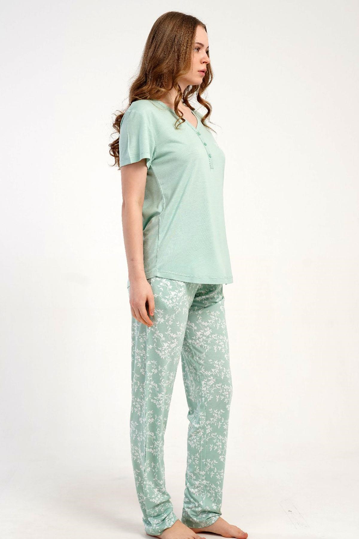 332525Kadın Yarım Düğmeli Kısa Kol Yeşil Pijama Takımı Yazlık Ev Giyimi C8T1N2215Kısa Kol / Askılı PijamakezokinoKadın Yarım Düğmeli Kısa Kol Yeşil Pijama Takımı Yazlık Ev Giyimi C8T1N2215
