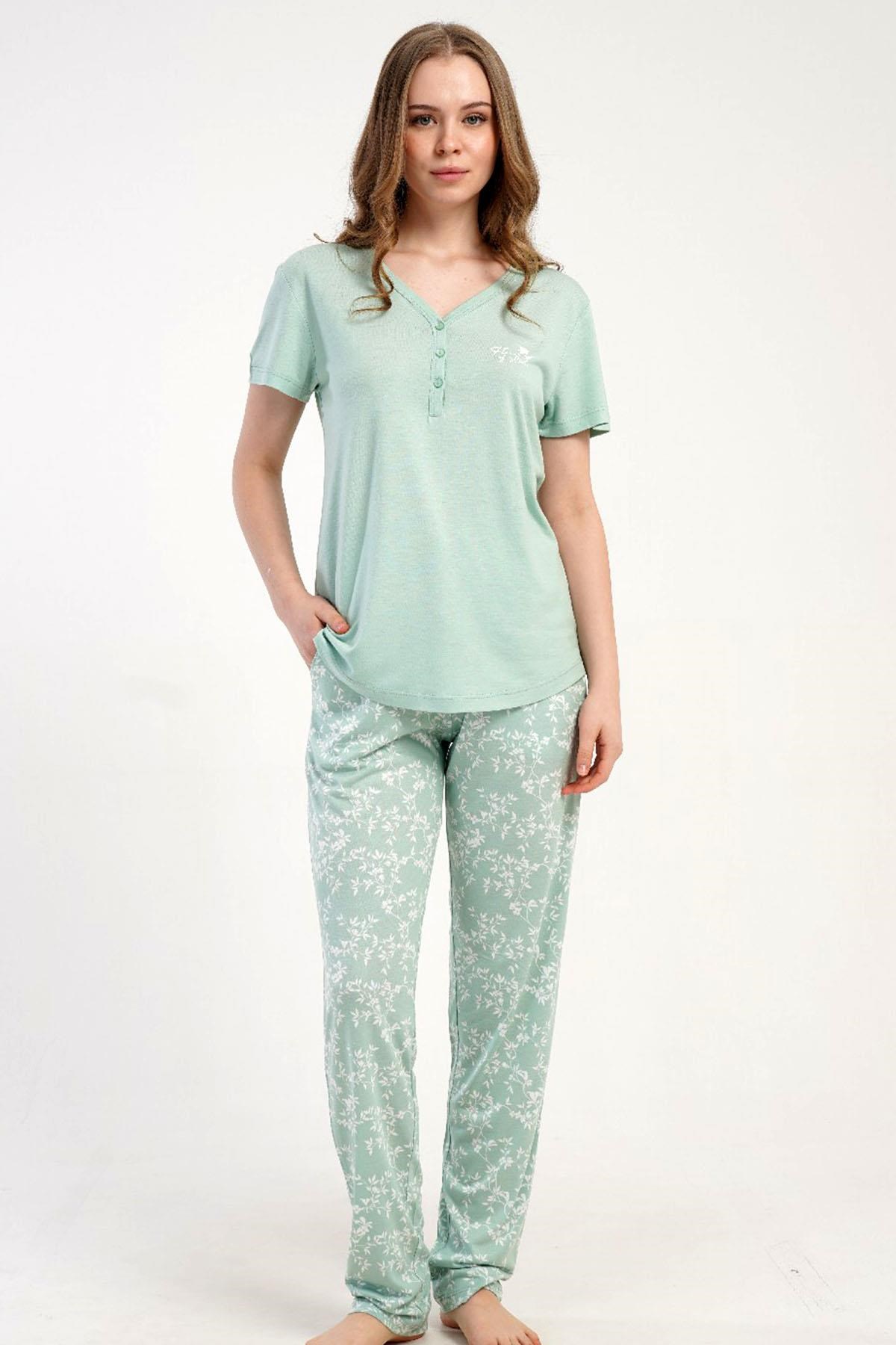 332525Kadın Yarım Düğmeli Kısa Kol Yeşil Pijama Takımı Yazlık Ev Giyimi C8T1N2215Kısa Kol / Askılı PijamakezokinoKadın Yarım Düğmeli Kısa Kol Yeşil Pijama Takımı Yazlık Ev Giyimi C8T1N2215