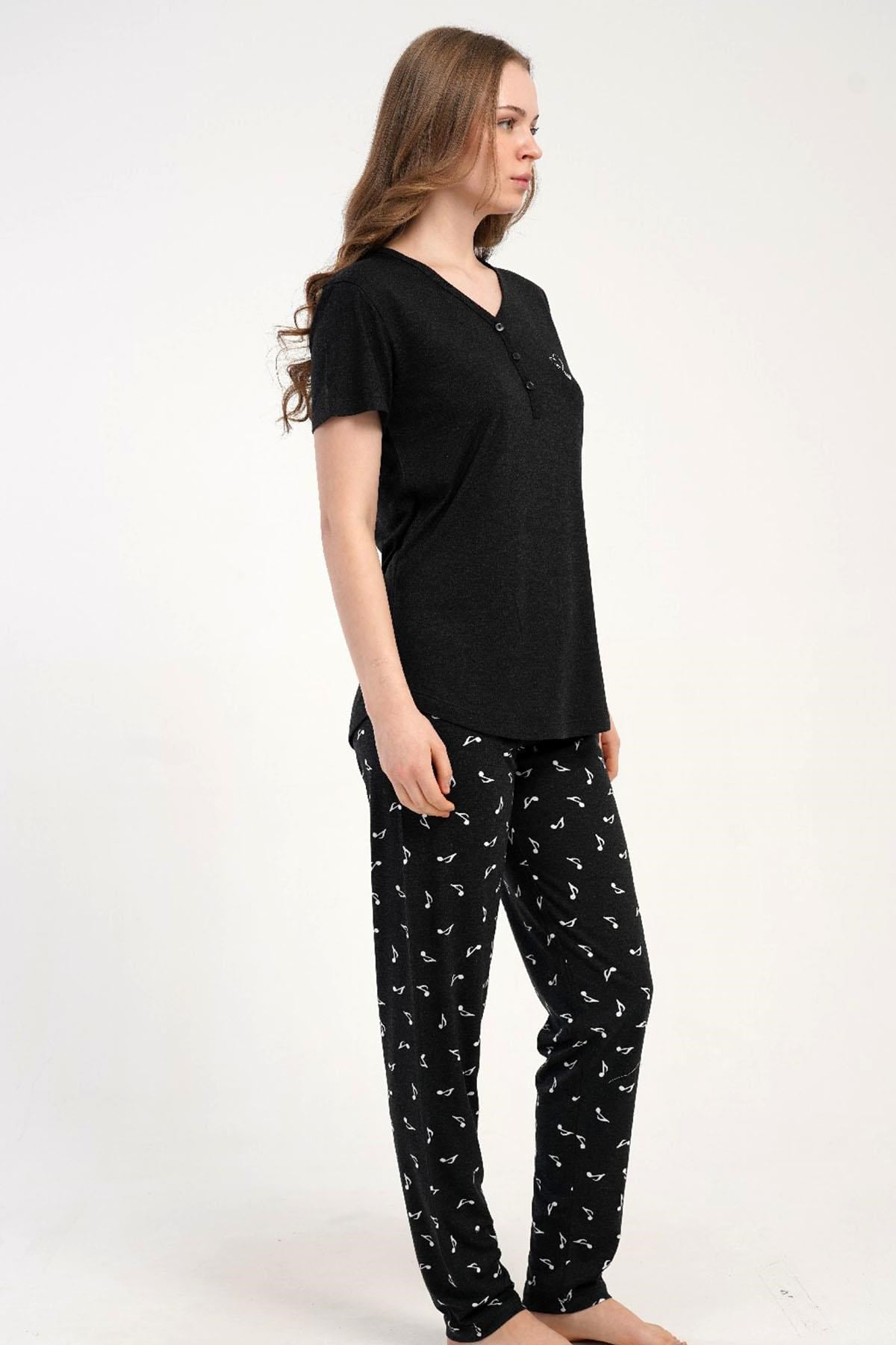 332643Kadın Yarım Düğmeli Kısa Kollu Siyah Pijama Takımı C9T8N2215Kısa Kol / Askılı PijamakezokinoKadın Yarım Düğmeli Kısa Kollu Siyah Pijama Takımı C9T8N2215