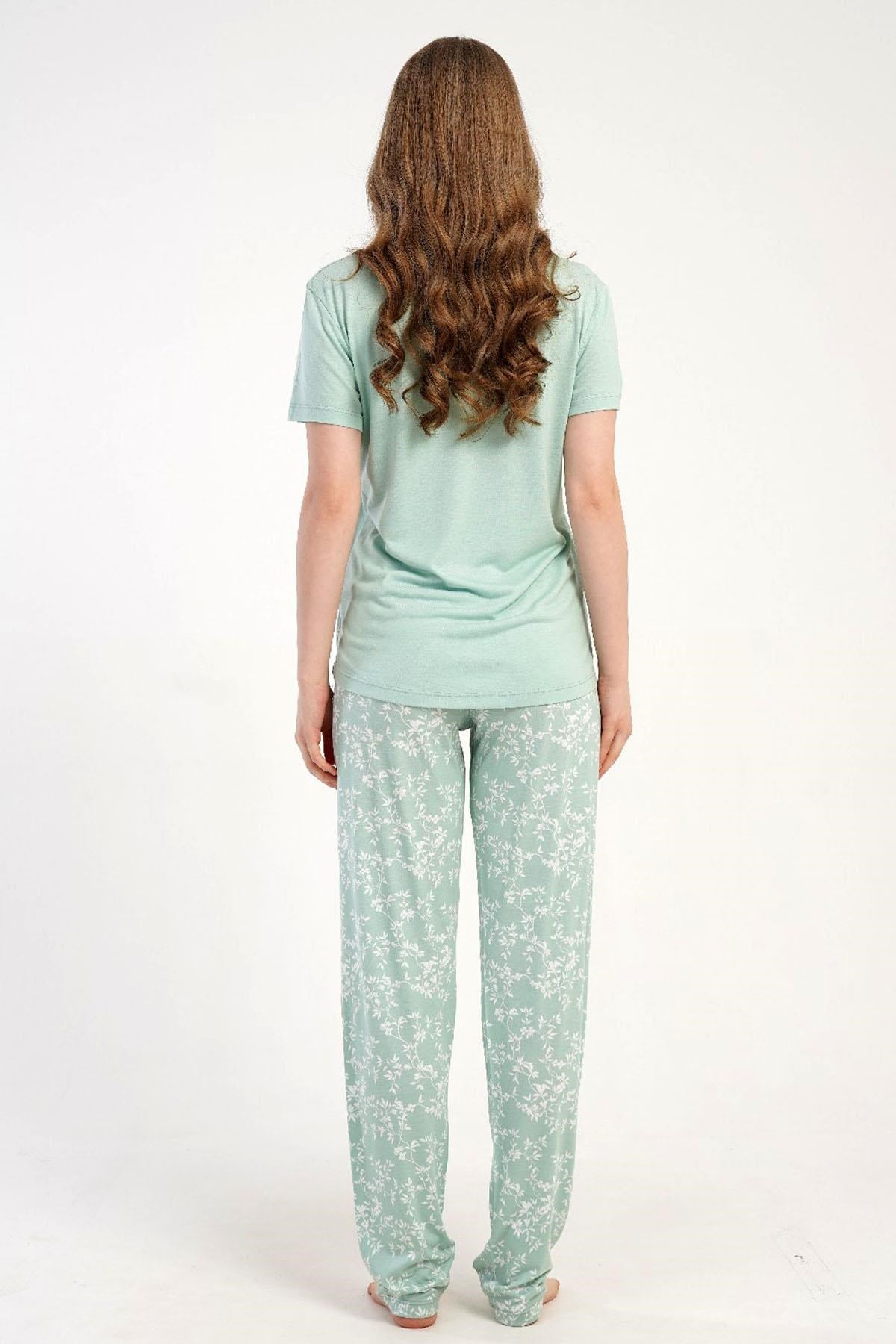 332525Kadın Yarım Düğmeli Kısa Kol Yeşil Pijama Takımı Yazlık Ev Giyimi C8T1N2215Kısa Kol / Askılı PijamakezokinoKadın Yarım Düğmeli Kısa Kol Yeşil Pijama Takımı Yazlık Ev Giyimi C8T1N2215