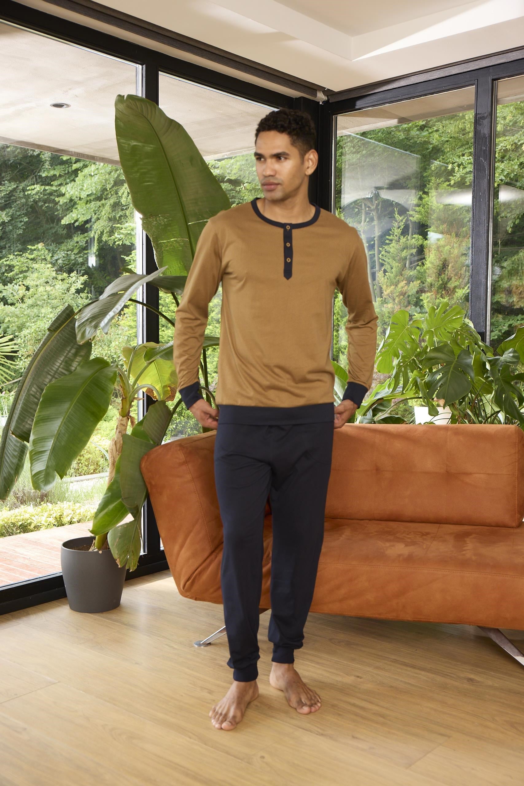 324967Erkek Uzun Kol Midi Yaka Taba Pijama Takımı C8T6N2O9cotonhause.com.tr Online Alışveriş - Sezon İndirimlerini Keşfet Erkek Uzun Kol Midi Yaka Taba Pijama Takımı C8T6N2O9Pijama TakımıKLYErkek Uzun Kol Midi Yaka Taba Pijama Takımı C8T6N2O9