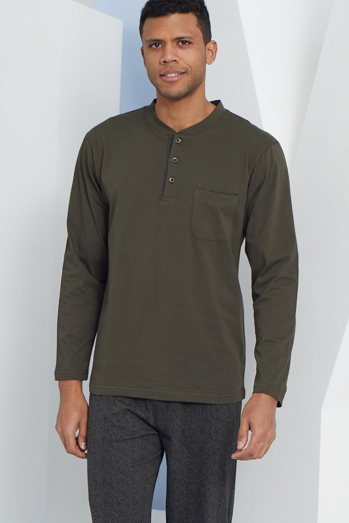 318164Erkek Uzun Kol Midi Yaka Oliv Pijama Takımı C9T2N5O3cotonhause.com.tr Online Alışveriş - Sezon İndirimlerini KeşfetErkek Uzun Kol Midi Yaka Oliv Pijama Takımı C9T2N5O3Pijama TakımıKLYErkek Uzun Kol Midi Yaka Oliv Pijama Takımı C9T2N5O3