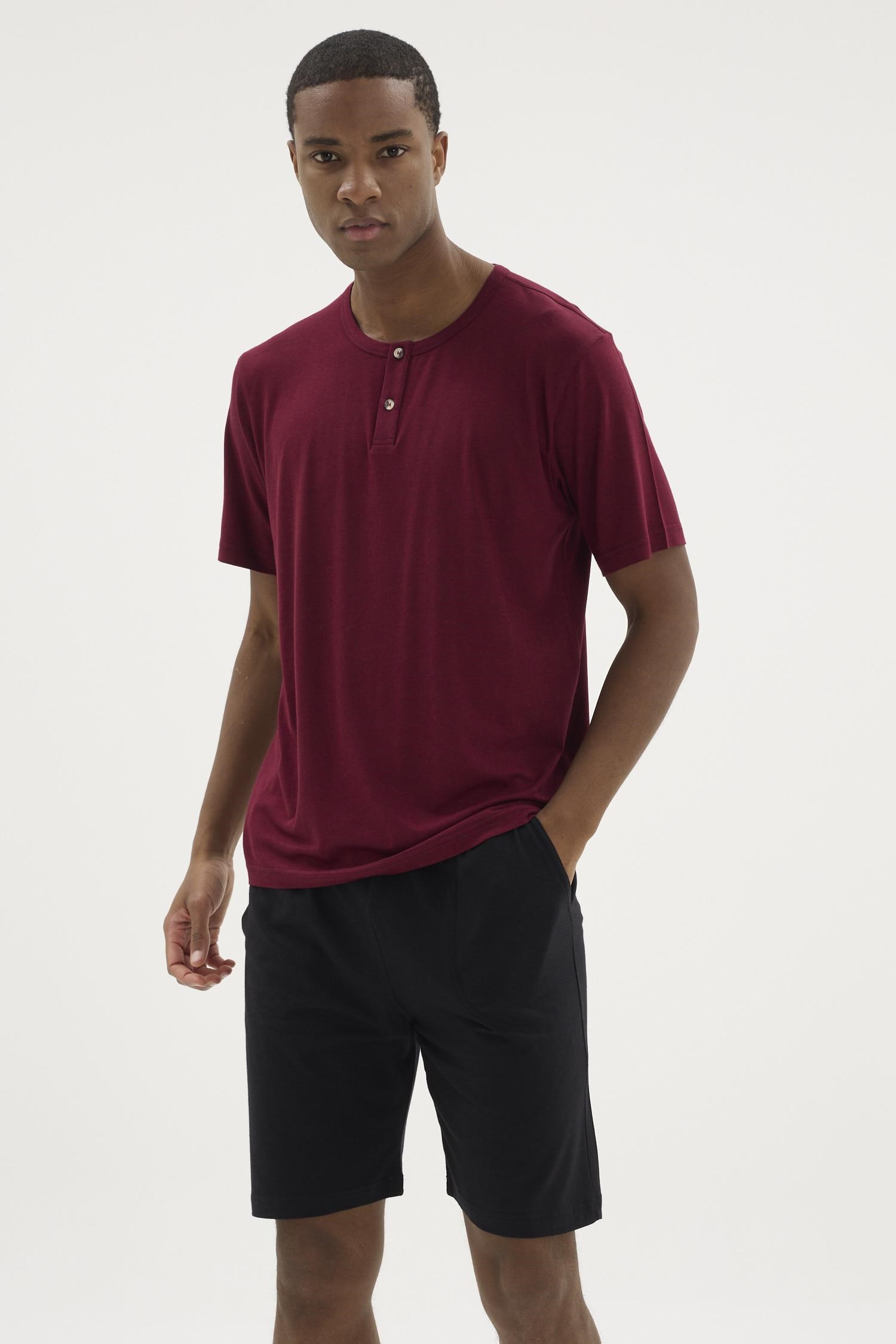 333260Erkek Kısa Kollu Reçme Yaka Şortlu Bambu Pijama Takımı C3T1N262Pijama TakımıKLYErkek Kısa Kollu Reçme Yaka Şortlu Bambu Pijama Takımı C3T1N262