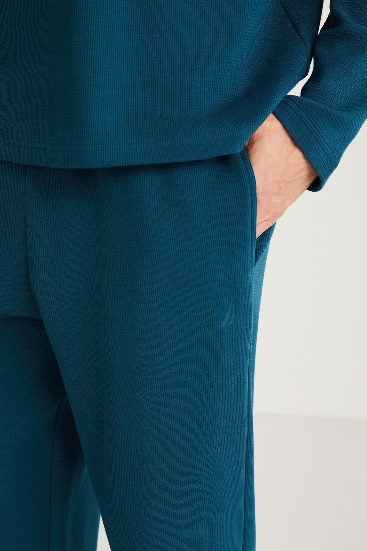 325596Erkek Uzun Kol V Yaka Yeşil Pijama Takım C1T1N8Ocotonhause.com.tr Online Alışveriş - Sezon İndirimlerini Keşfet Erkek Uzun Kol V Yaka Yeşil Pijama Takım C1T1N8OPijama TakımıNauticaErkek Uzun Kol V Yaka Yeşil Pijama Takım C1T1N8O