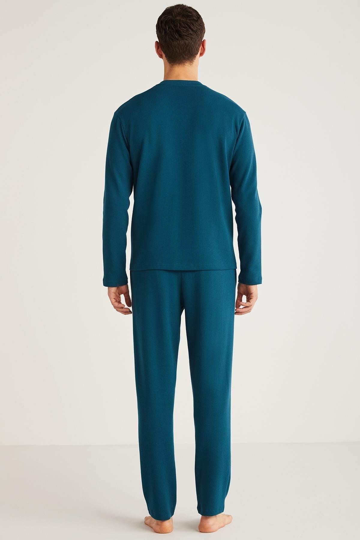 325596Erkek Uzun Kol V Yaka Yeşil Pijama Takım C1T1N8Ocotonhause.com.tr Online Alışveriş - Sezon İndirimlerini Keşfet Erkek Uzun Kol V Yaka Yeşil Pijama Takım C1T1N8OPijama TakımıNauticaErkek Uzun Kol V Yaka Yeşil Pijama Takım C1T1N8O