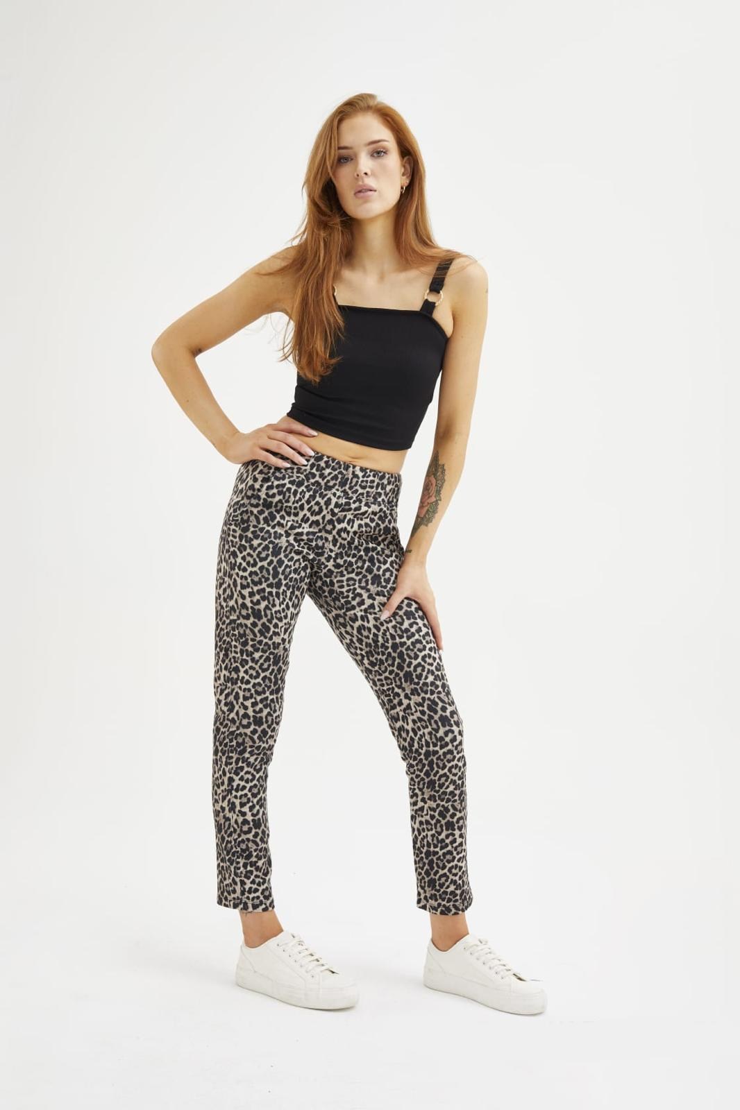 326102Kadın Leopar Warm Pantolon TaytKadın Leopar Warm Pantolon Tayt | oroverdeTaytoroverdeKadın Leopar Warm Pantolon Tayt