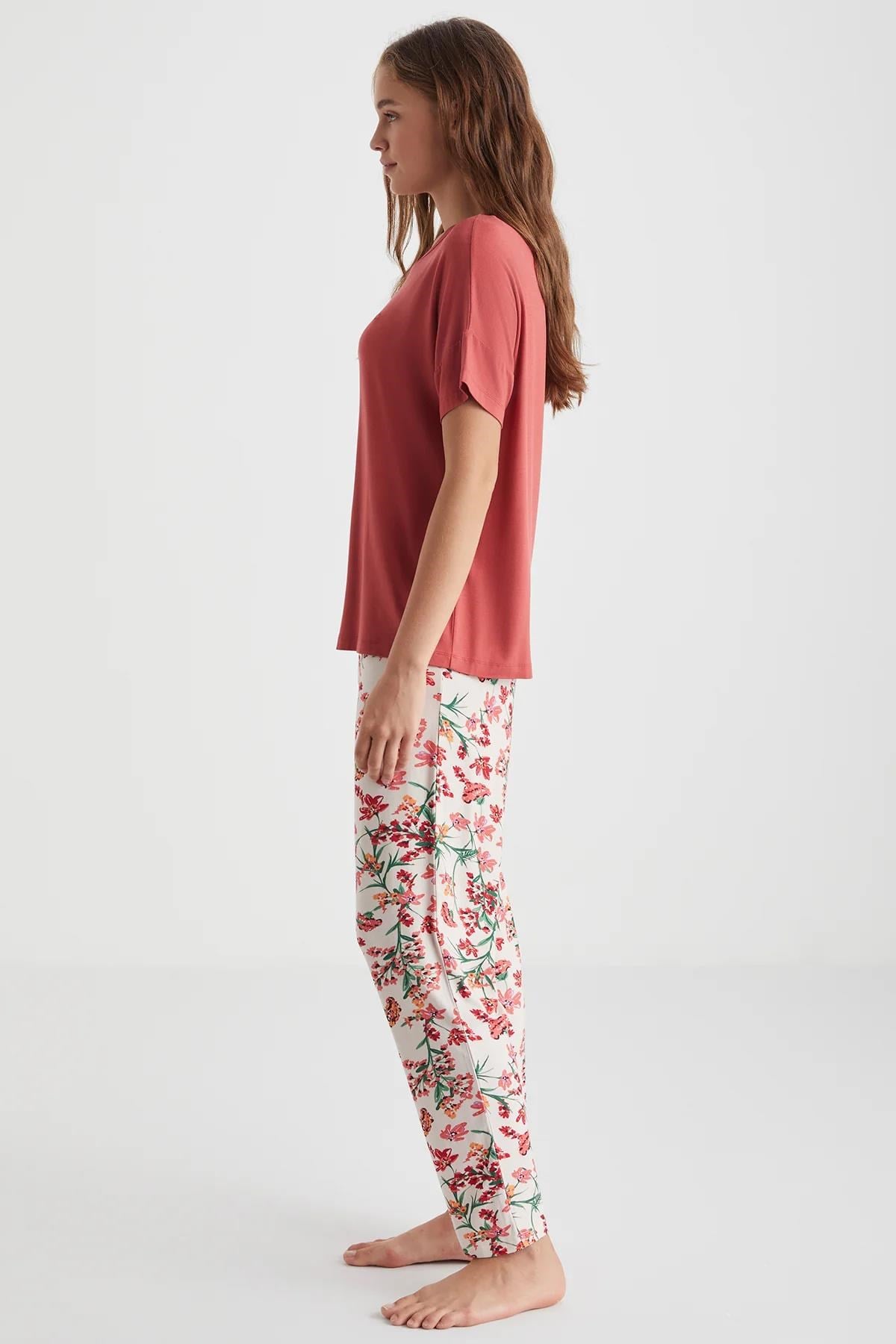 328292Kadın Yazlık Desenli Pijama Takımı – Nar Çiçeği Çiçekli Düz Paça Alt

 C6T3N89cotonhause.com.tr Online Alışveriş - Sezon İndirimlerini Keşfet Kadın Yazlık Desenli Pijama Takımı – Nar Çiçeği Çiçekli Düz Paça Alt

 C6T3N89Kısa Kol / Askılı Pijamapenye moodKadın Yazlık Desenli Pijama Takımı – Nar Çiçeği Çiçekli Düz Paça Alt

 C6T3N89