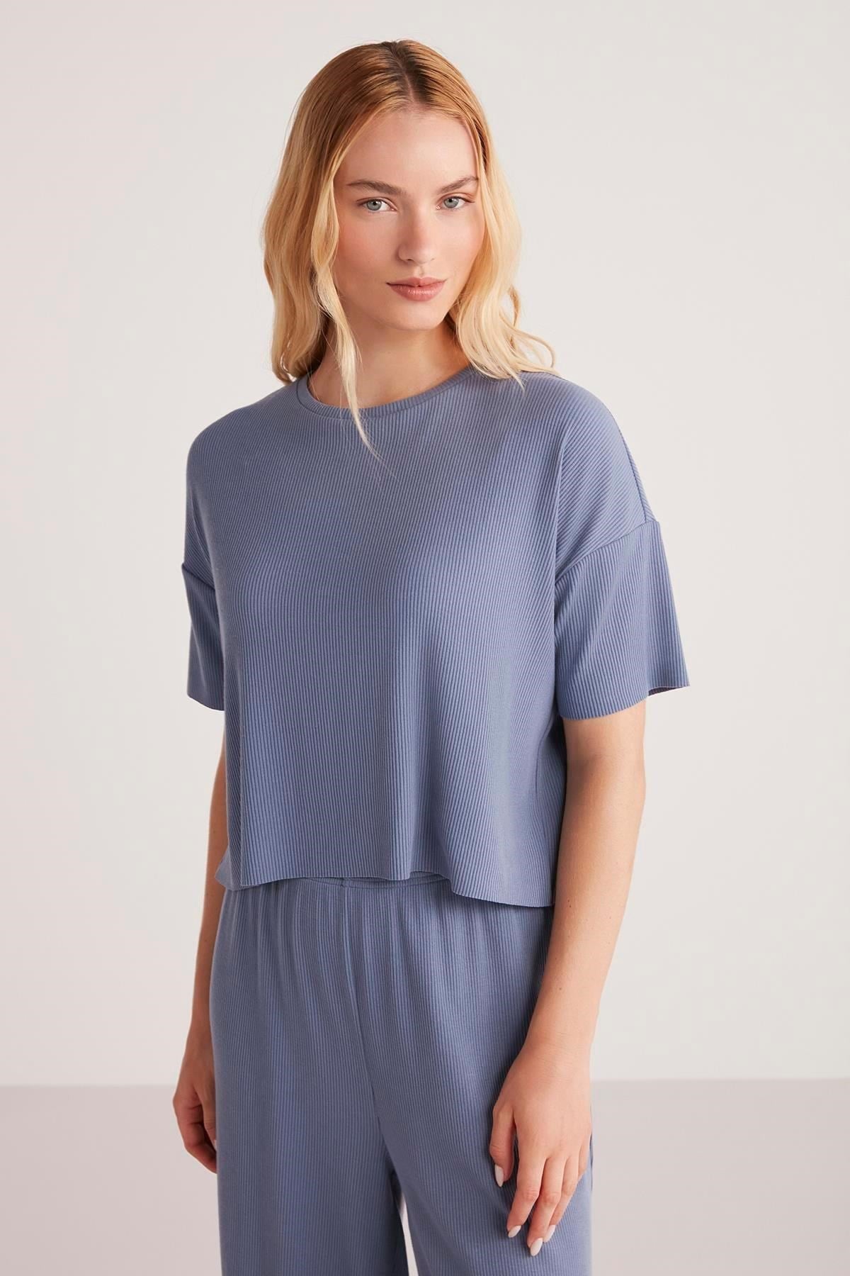 320642Kadın Kısa Kol İndigo Pijama Takım C7T5N4O9cotonhause.com.tr Online Alışveriş - Sezon İndirimlerini Keşfet Kadın Kısa Kol İndigo Pijama Takım C7T5N4O9Kısa Kol / Askılı Pijamapenye moodKadın Kısa Kol İndigo Pijama Takım C7T5N4O9