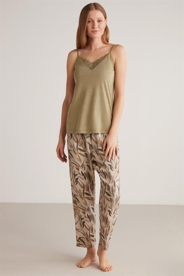 316057Kadın Triko Sabahlıklı 3 Lü Yeşil Pijama Takımı C9T5N1O1cotonhause.com.tr Online Alışveriş - Sezon İndirimlerini KeşfetKadın Triko Sabahlıklı 3 Lü Yeşil Pijama Takımı C9T5N1O1Sabahlık - Pijama Takımpenye moodKadın Triko Sabahlıklı 3 Lü Yeşil Pijama Takımı C9T5N1O1