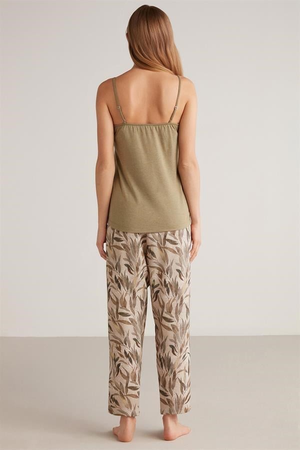 316057Kadın Triko Sabahlıklı 3 Lü Yeşil Pijama Takımı C9T5N1O1cotonhause.com.tr Online Alışveriş - Sezon İndirimlerini KeşfetKadın Triko Sabahlıklı 3 Lü Yeşil Pijama Takımı C9T5N1O1Sabahlık - Pijama Takımpenye moodKadın Triko Sabahlıklı 3 Lü Yeşil Pijama Takımı C9T5N1O1