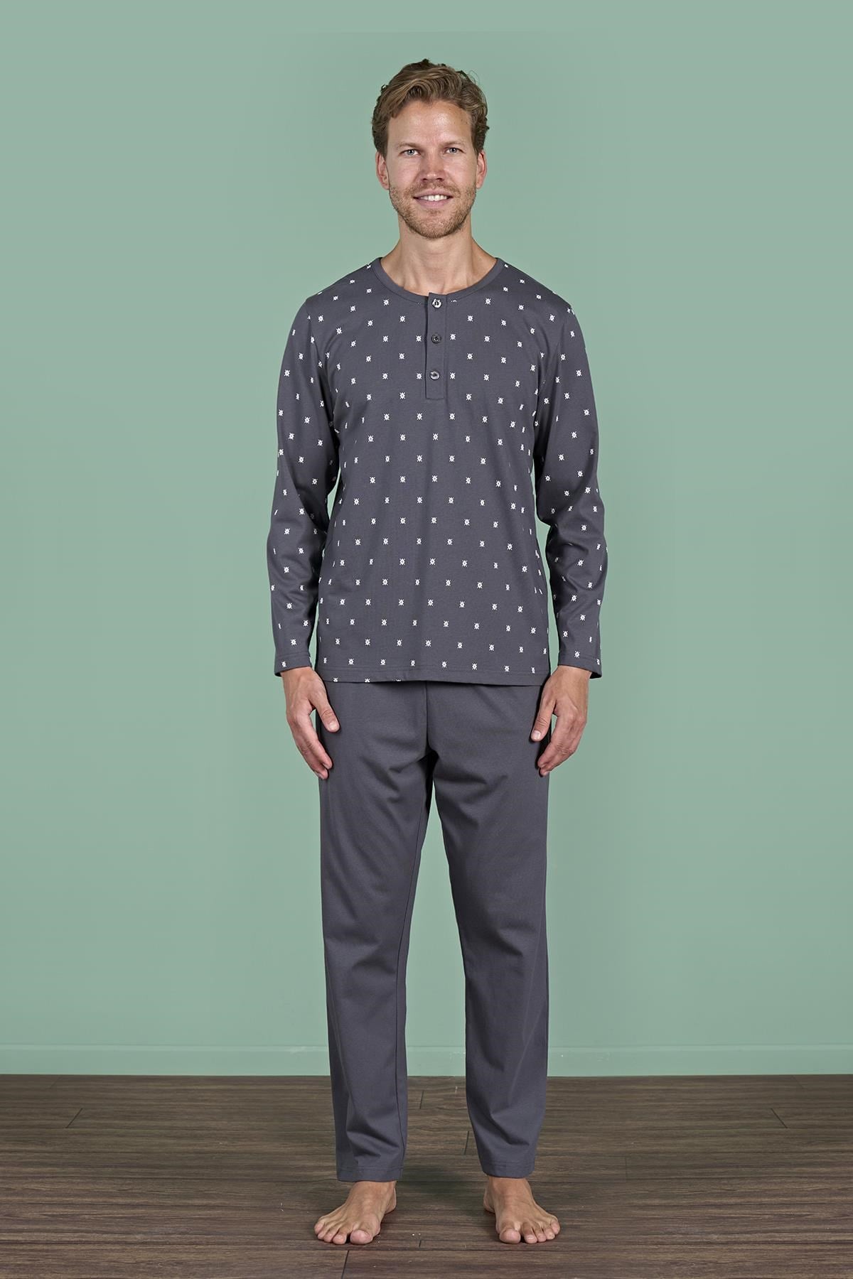 328890Erkek Füme Uzun Kollu Düğmeli Yaka Desenli Pijama Takımı C9T2N91Pijama TakımıPijadoreErkek Füme Uzun Kollu Düğmeli Yaka Desenli Pijama Takımı C9T2N91