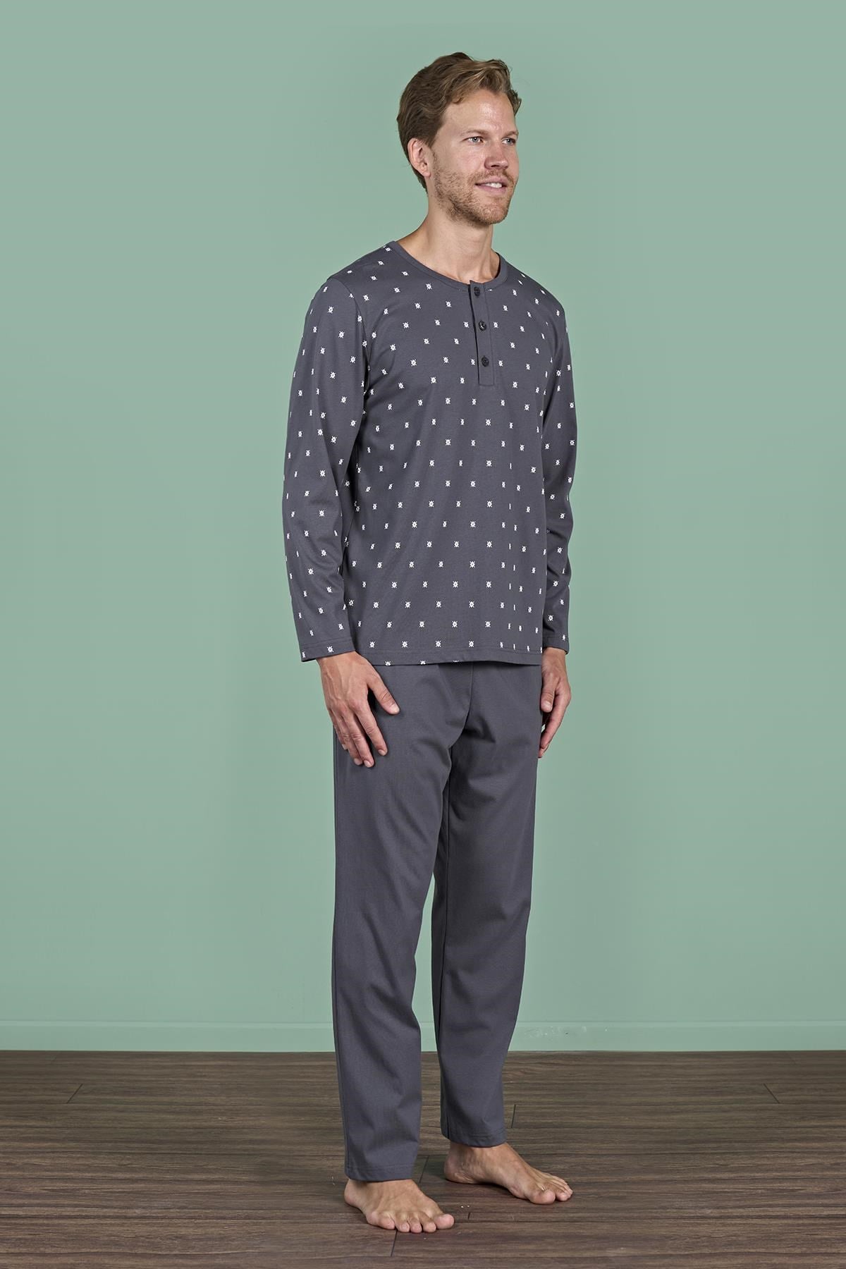 328890Erkek Füme Uzun Kollu Düğmeli Yaka Desenli Pijama Takımı C9T2N91Pijama TakımıPijadoreErkek Füme Uzun Kollu Düğmeli Yaka Desenli Pijama Takımı C9T2N91