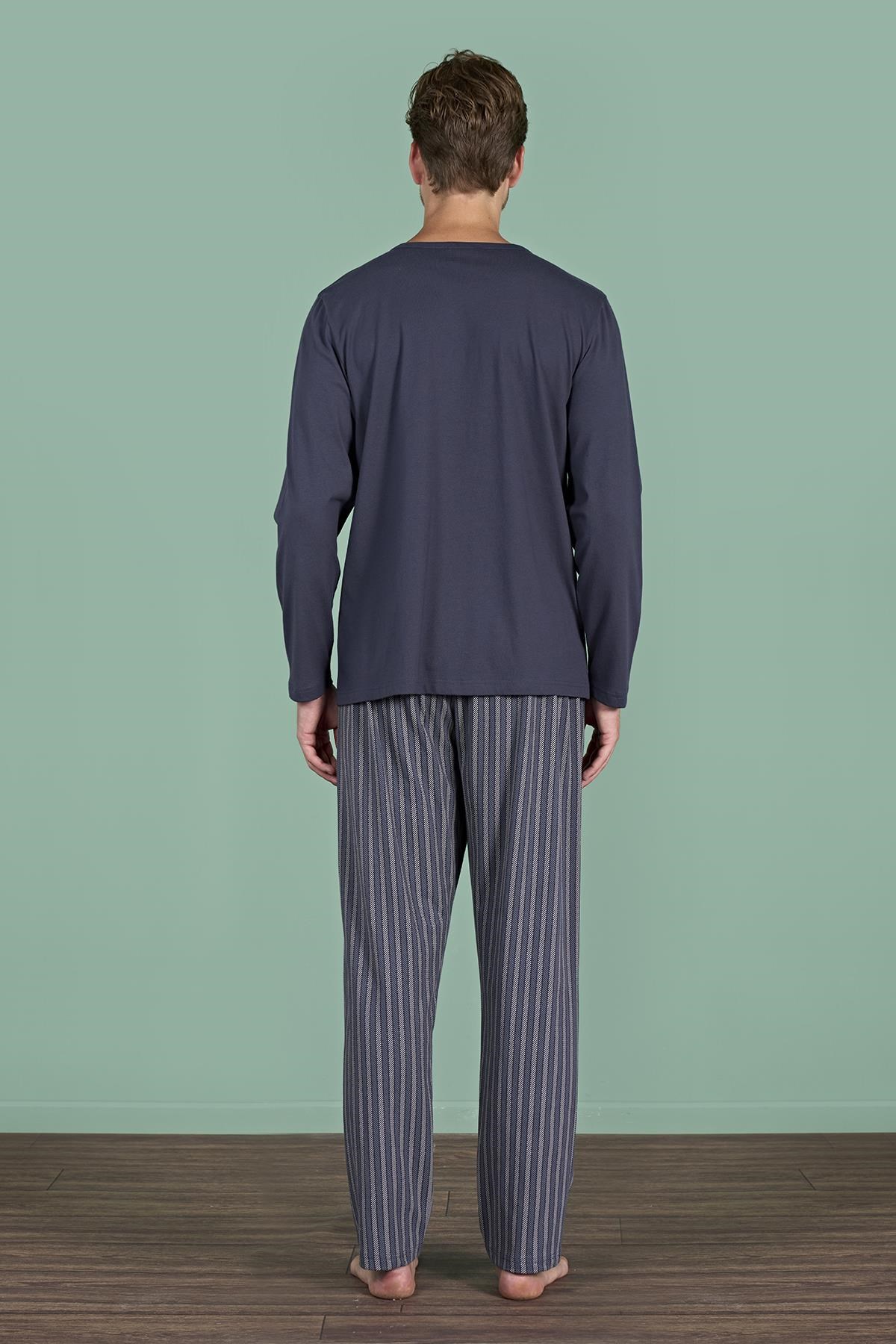 328898Erkek Füme Uzun Kollu Düğmeli Yaka Şerit Detaylı Alt Pijama Takımı C4T3N91Pijama TakımıPijadoreErkek Füme Uzun Kollu Düğmeli Yaka Şerit Detaylı Alt Pijama Takımı C4T3N91