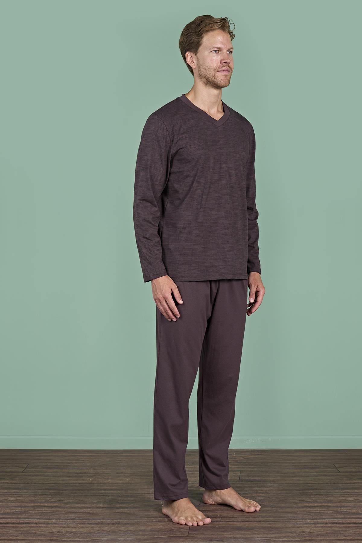 328895Erkek Kahve V Yaka Uzun Kollu Pijama Takımı C2T3N91Pijama TakımıPijadoreErkek Kahve V Yaka Uzun Kollu Pijama Takımı C2T3N91