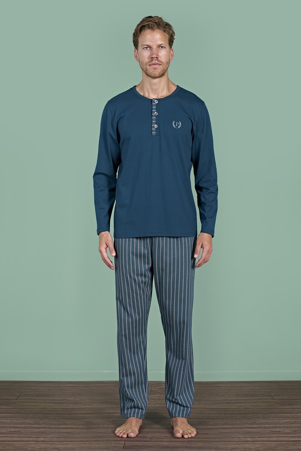 328899Erkek Petrol Renk Uzun Kollu Düğmeli Yaka Şerit Detaylı Alt Pijama Takımı C4T3N91Pijama TakımıPijadoreErkek Petrol Renk Uzun Kollu Düğmeli Yaka Şerit Detaylı Alt Pijama Takımı C4T3N91