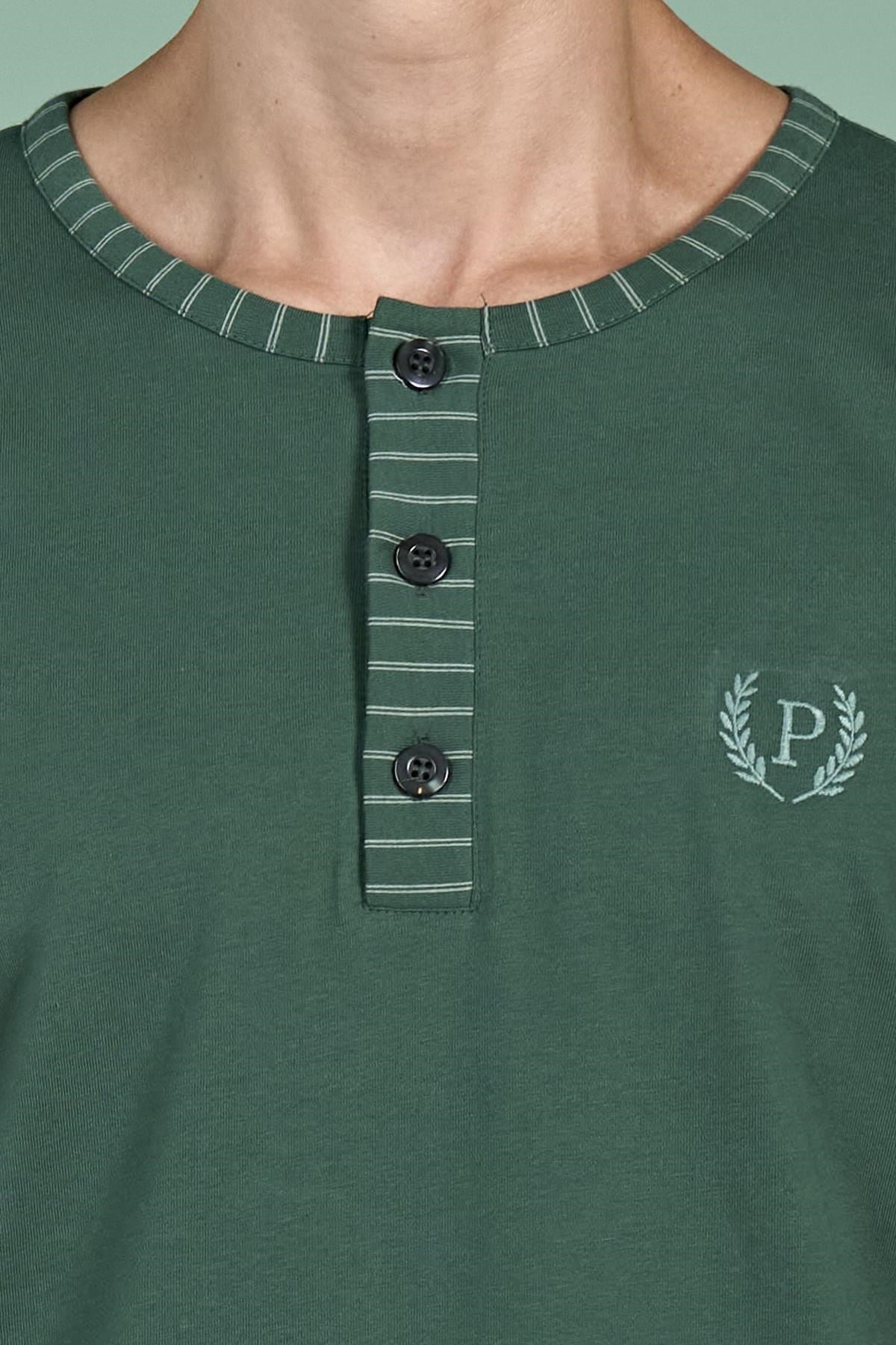 328893Erkek Yeşil Uzun Kollu Şerit Detaylı Düğmeli Yaka Pijama Takımı C1T3N91Pijama TakımıPijadoreErkek Yeşil Uzun Kollu Şerit Detaylı Düğmeli Yaka Pijama Takımı C1T3N91